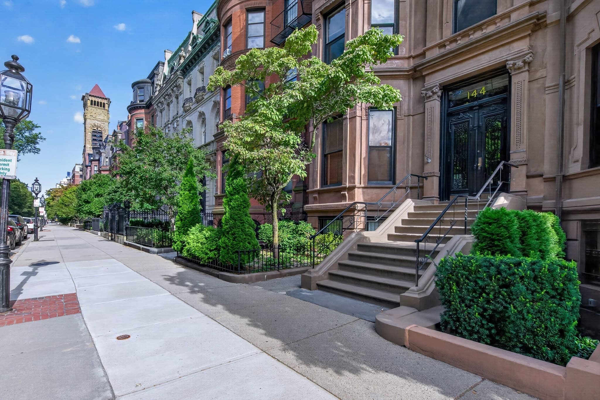 Condominium at 144 Commonwealth Ave # 4, Boston MA 02116, photo 2 of 19