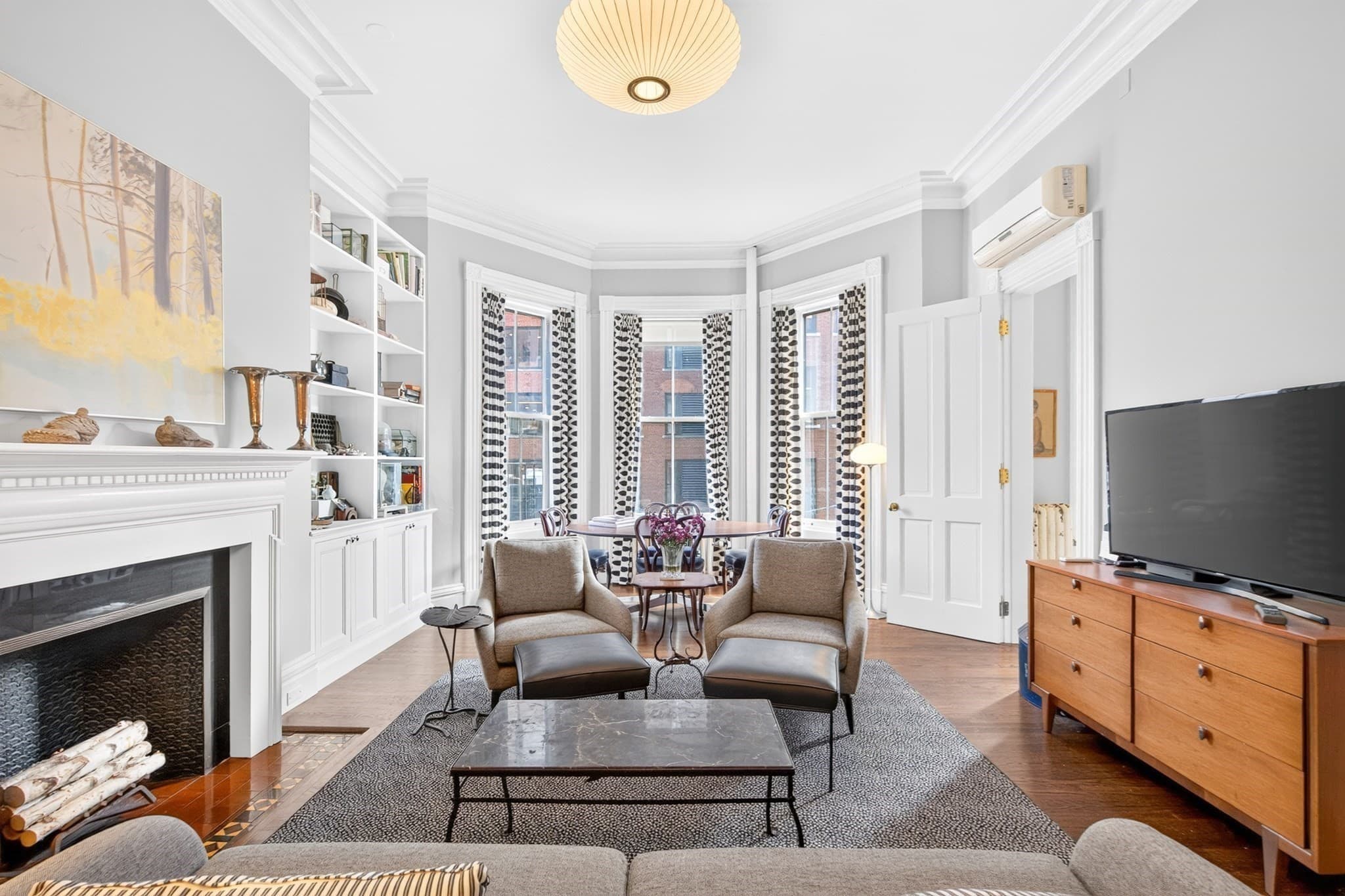 Condominium at 144 Commonwealth Ave # 4, Boston MA 02116, photo 6 of 19