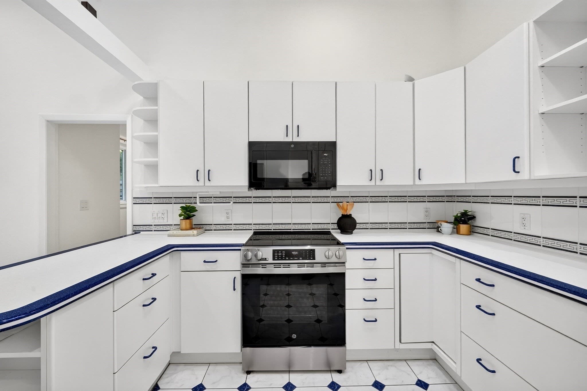 Single Family Residence at 29 Patterson Rd, Lexington MA 02421, Lexington, photo 12 of 37