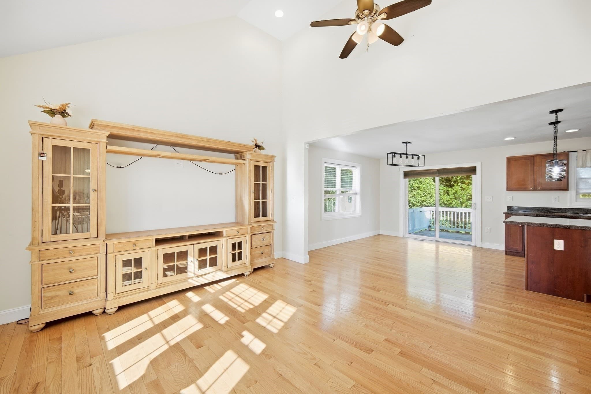 Single Family Residence at 39 Mulberry St, Brockton MA 02302, Brockton, photo 5 of 26
