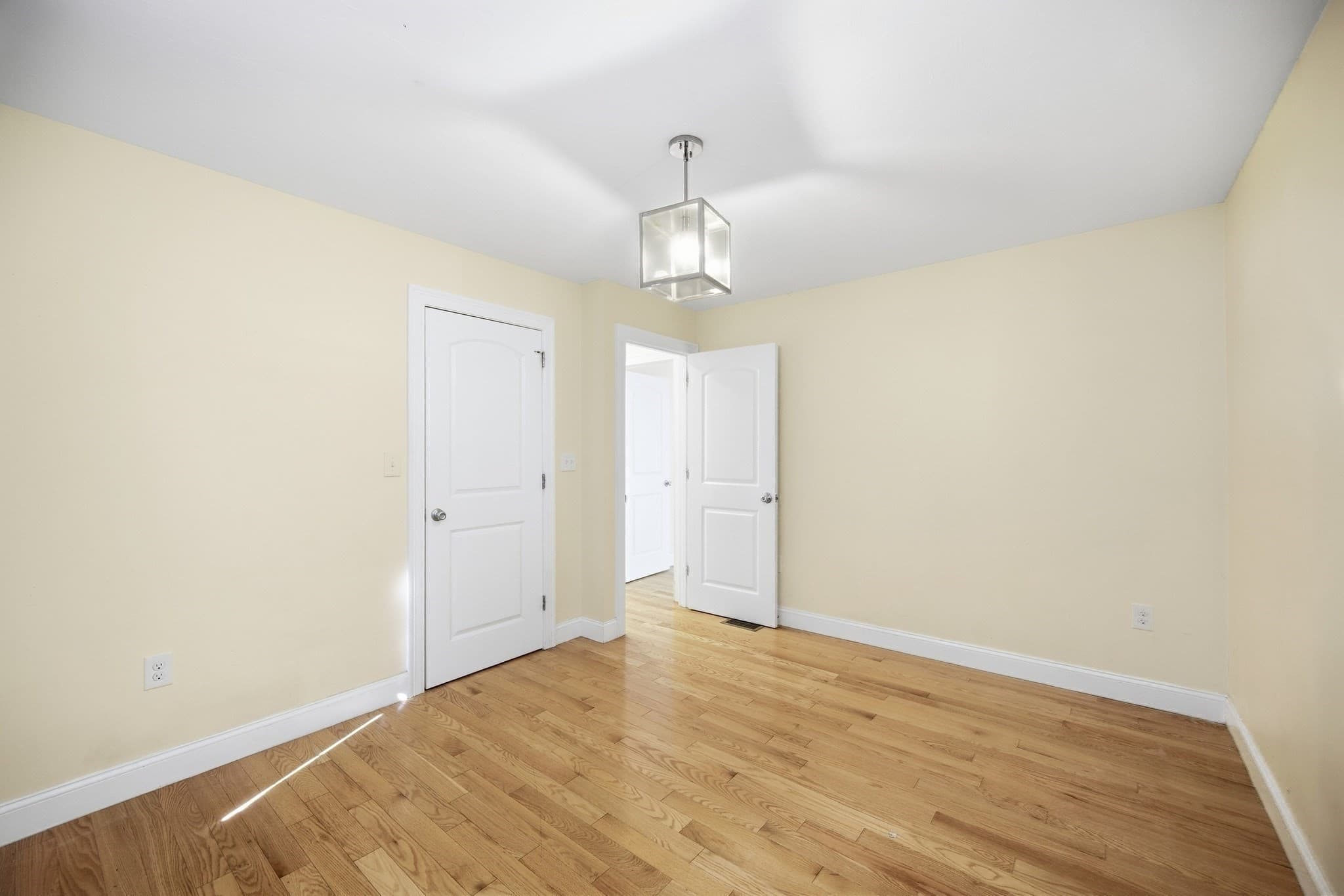 Single Family Residence at 39 Mulberry St, Brockton MA 02302, Brockton, photo 9 of 26