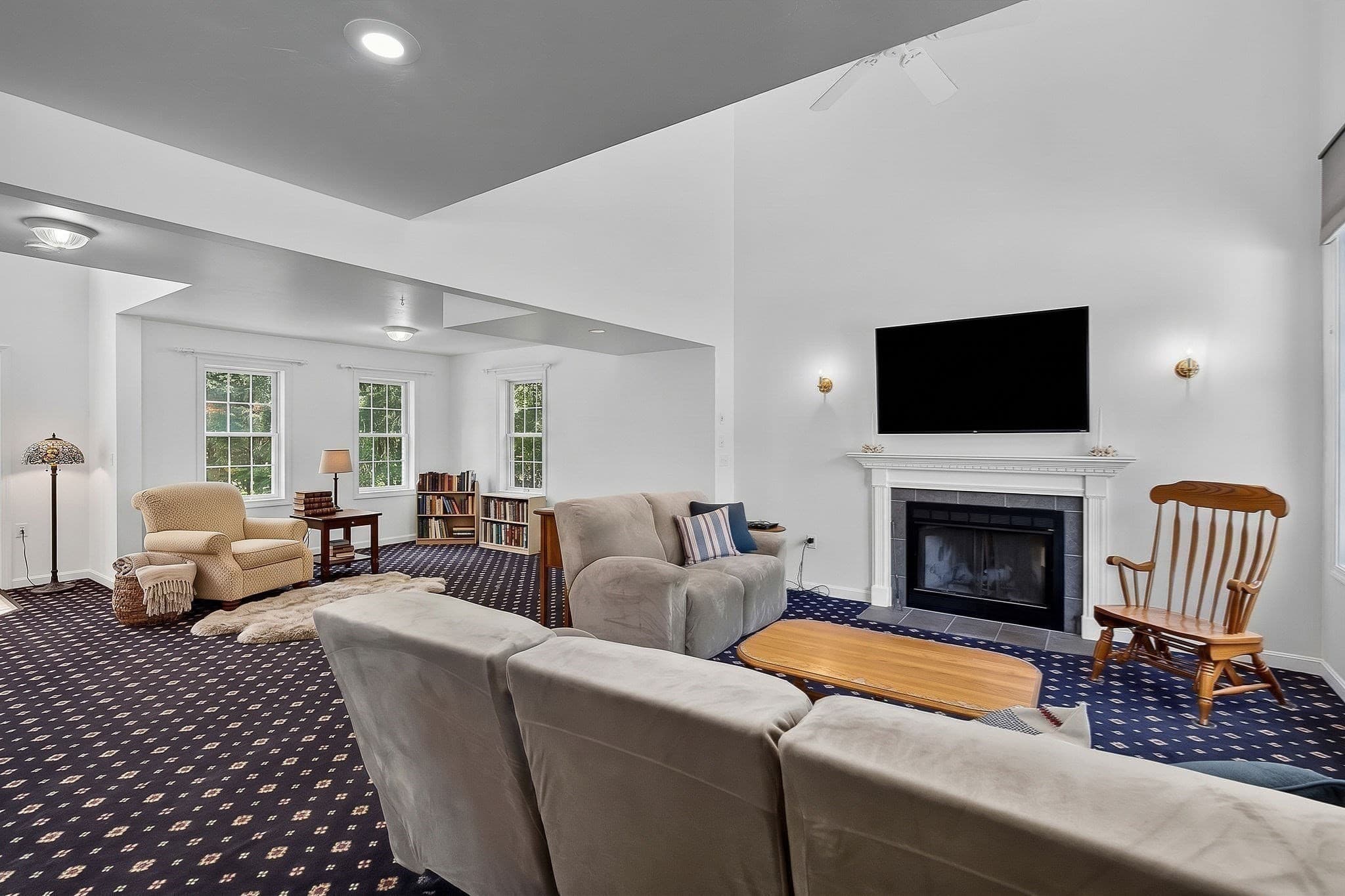 Single Family Residence at 112 Saunders St, Gardner MA 01440, Gardner, photo 13 of 35