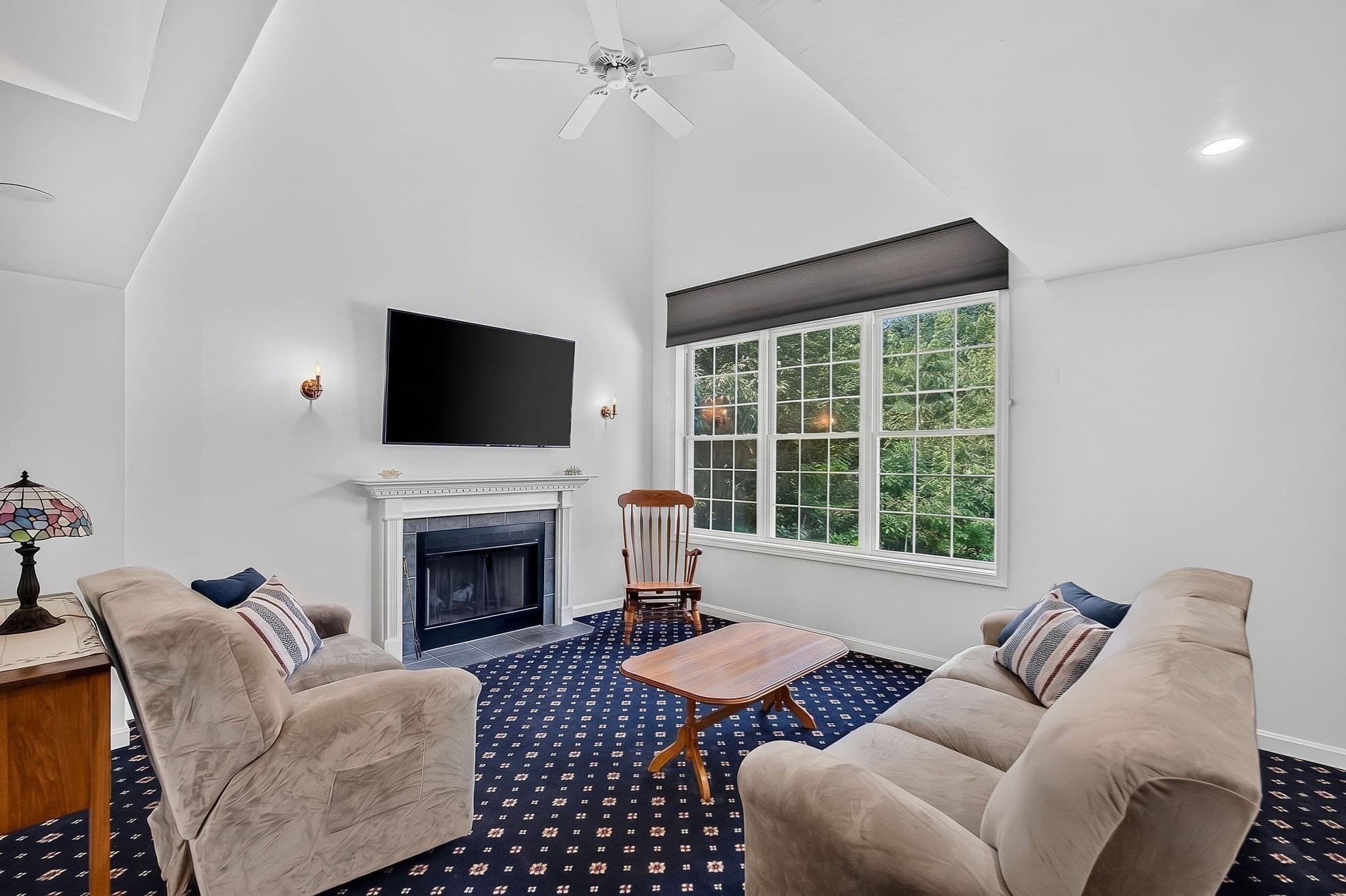 Single Family Residence at 112 Saunders St, Gardner MA 01440, Gardner, photo 11 of 35