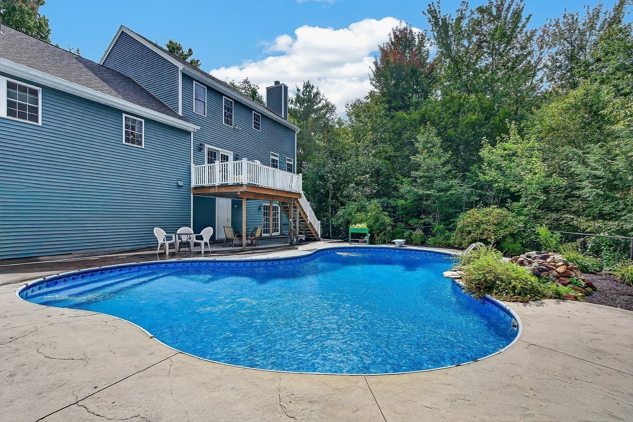 Single Family Residence at 112 Saunders St, Gardner MA 01440, Gardner, photo 8 of 35