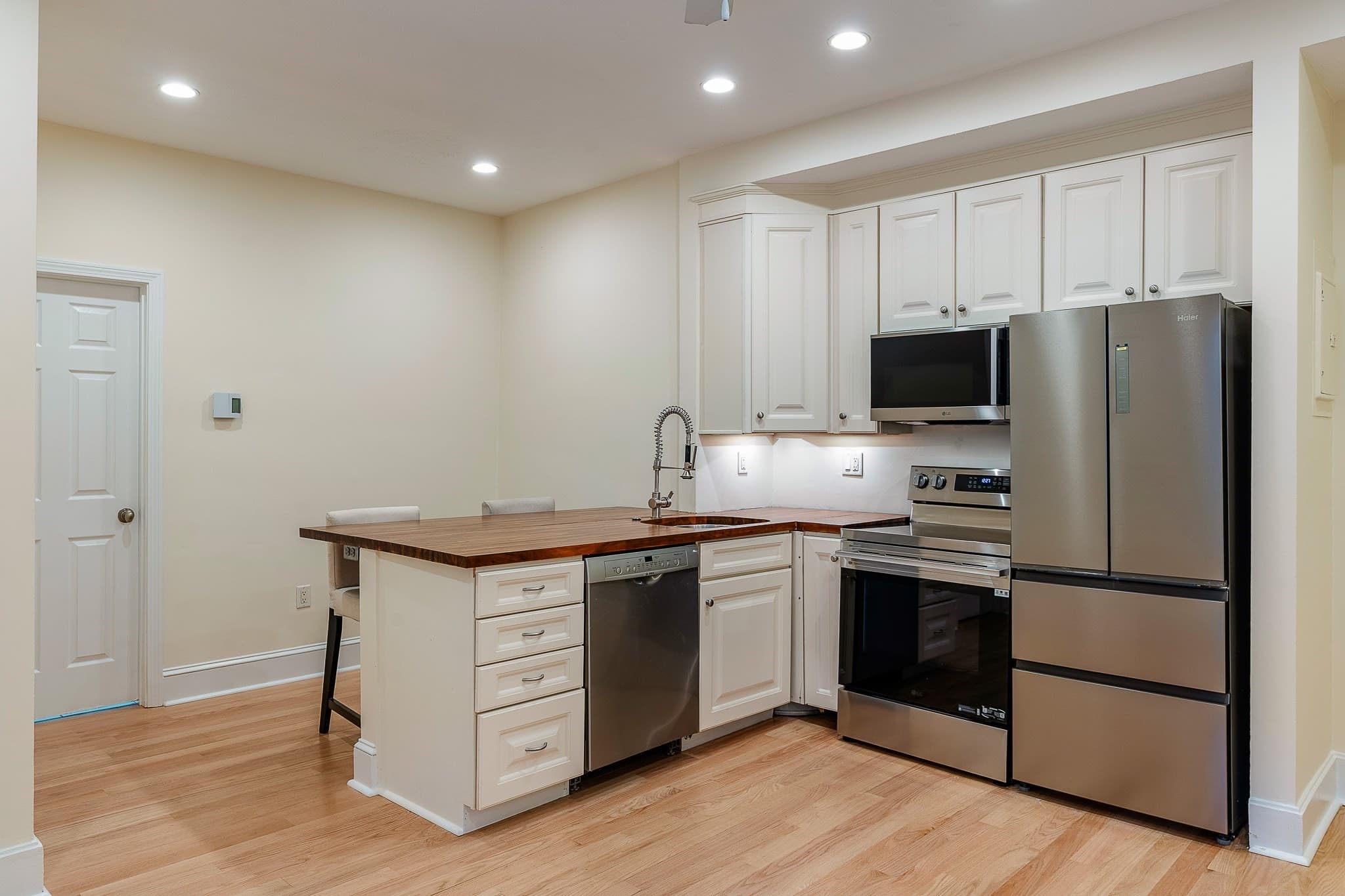 Condominium at 1 Centre Street Terrace # 4, Boston MA 02119, Boston, photo 6 of 24