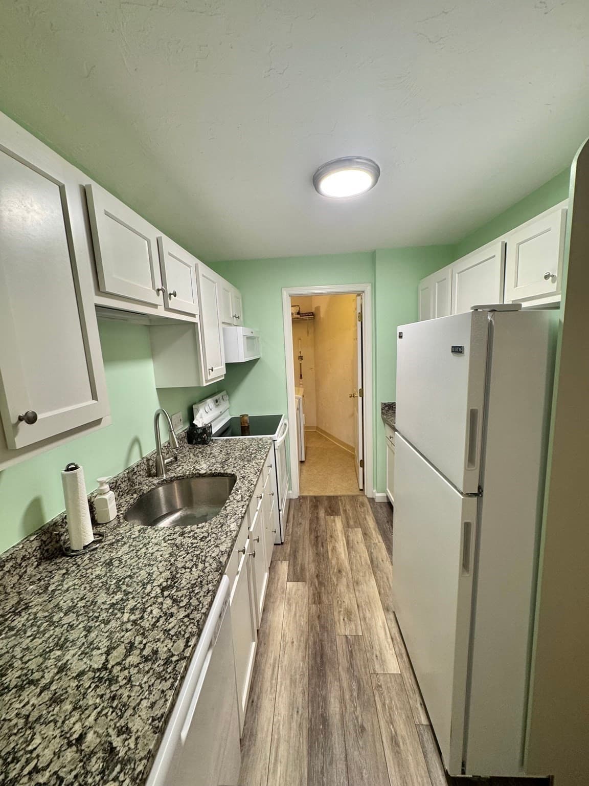 Condominium at 1195 Grafton St # 87, Worcester MA 01604, Worcester, photo 3 of 17