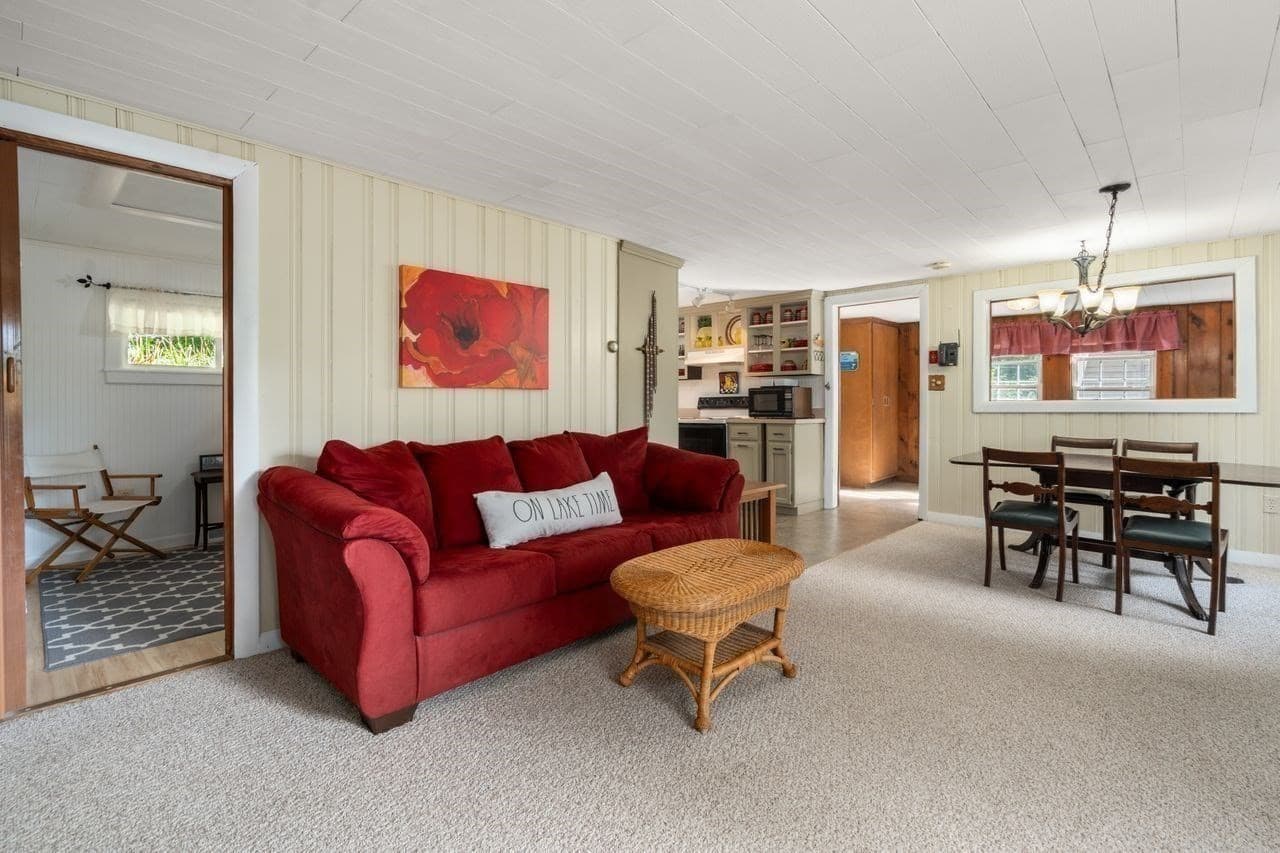 Single Family Residence at 19 Lakeview Dr, Holland MA 01521, Holland, photo 8 of 40