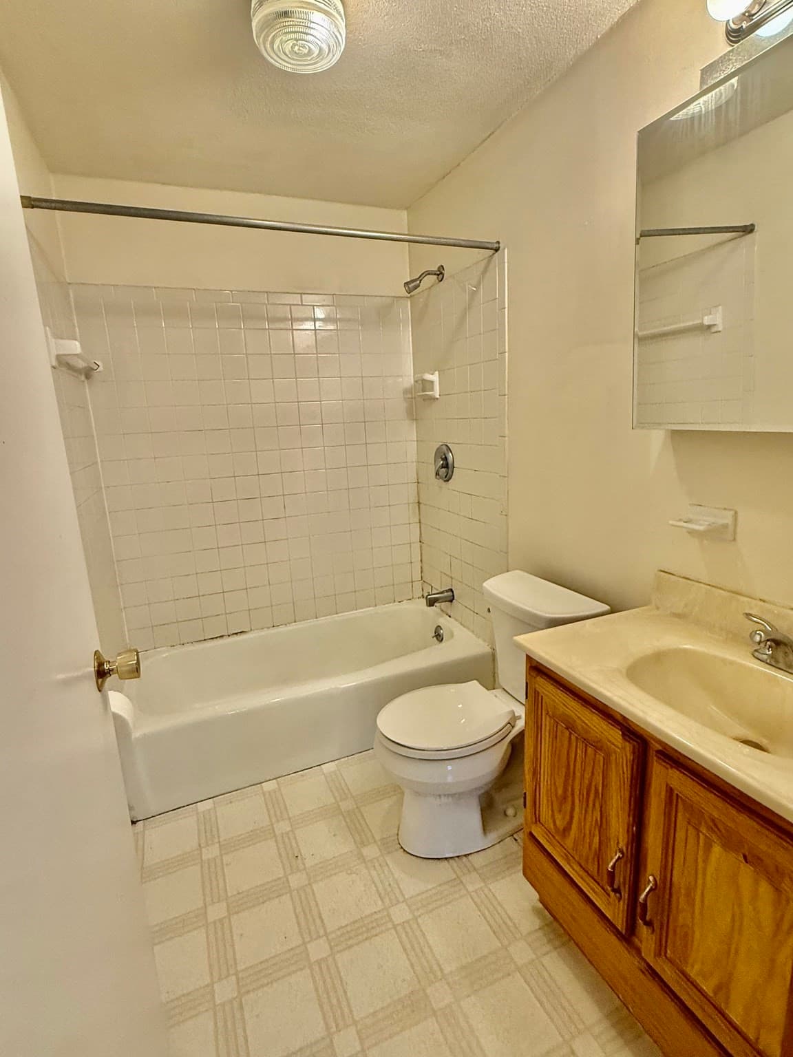 Condominium at 12 Kenmar Drive # 88, Billerica MA 01821, Billerica, photo 13 of 18