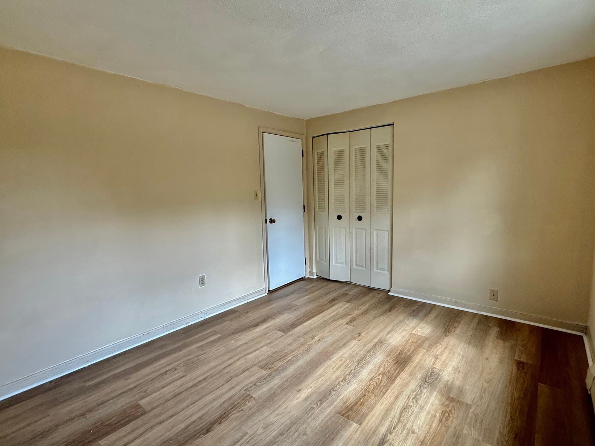 Condominium at 12 Kenmar Drive # 88, Billerica MA 01821, Billerica, photo 9 of 18