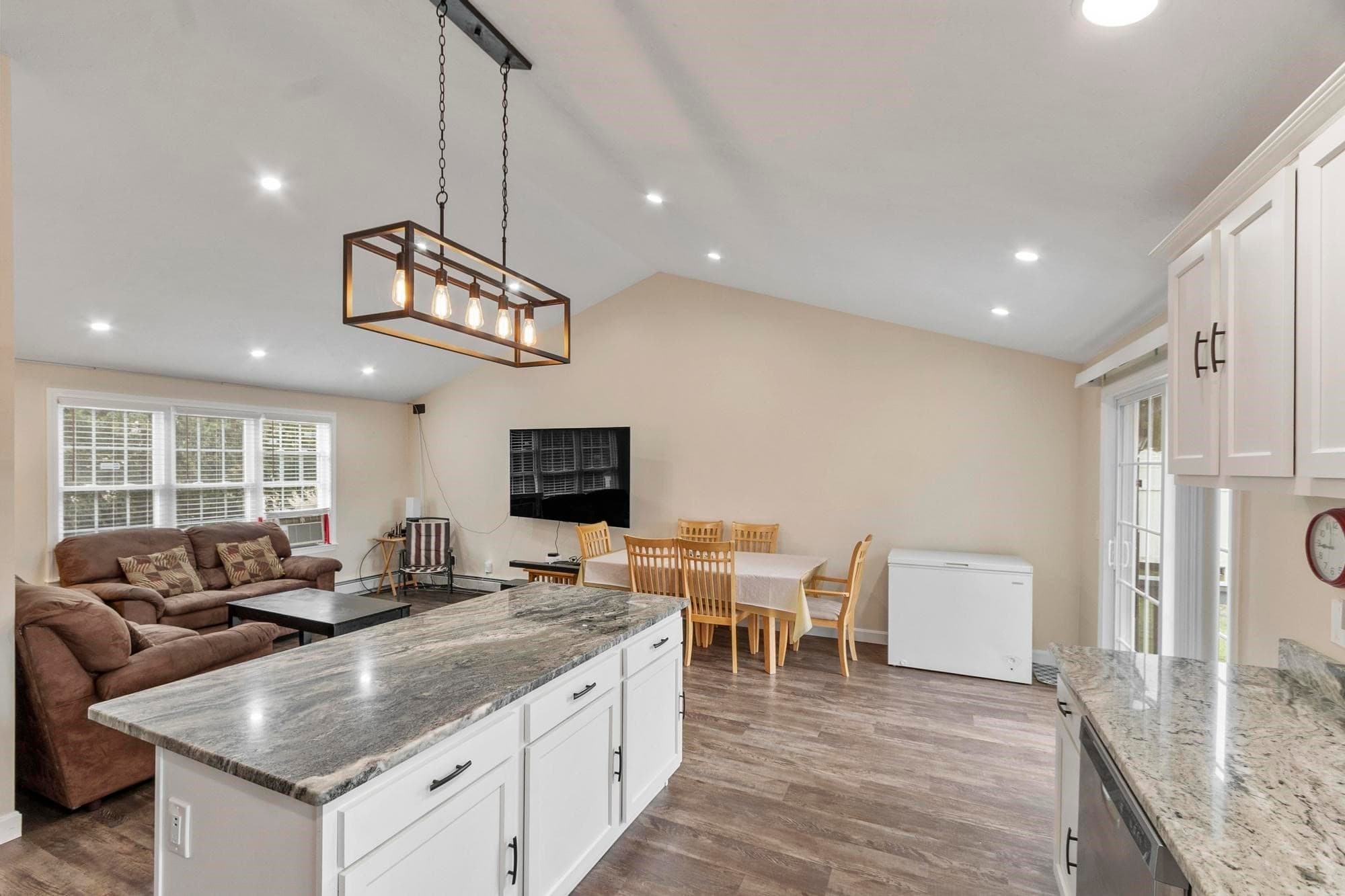 Single Family Residence at 30 2nd St, Worcester MA 01605, Worcester, photo 16 of 35