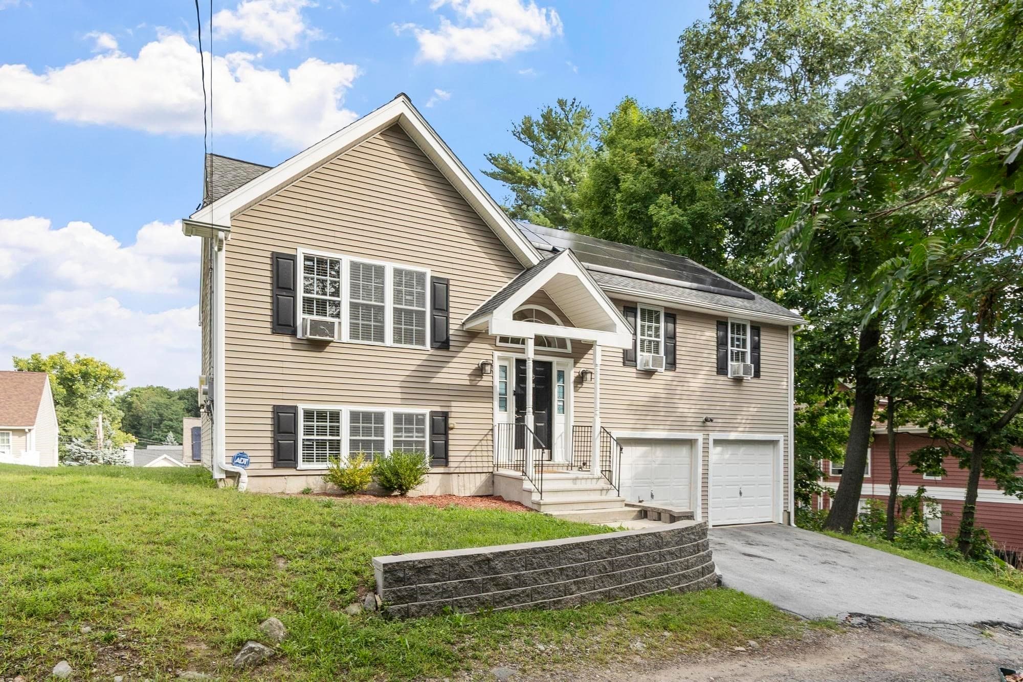 Single Family Residence at 30 2nd St, Worcester MA 01605, Worcester, photo 3 of 35