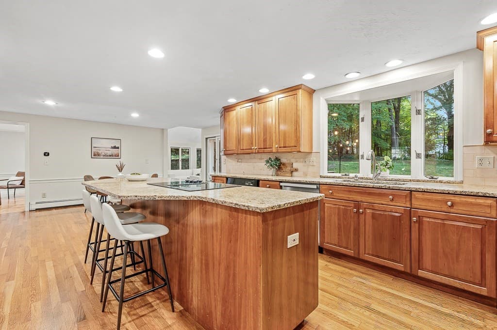 Single Family Residence at 6 Olde Meetinghouse Road, Westborough MA 01581, Westborough, photo 17 of 42