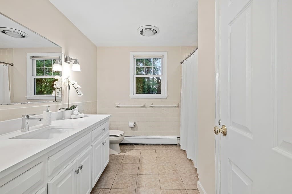 Single Family Residence at 6 Olde Meetinghouse Road, Westborough MA 01581, Westborough, photo 32 of 42