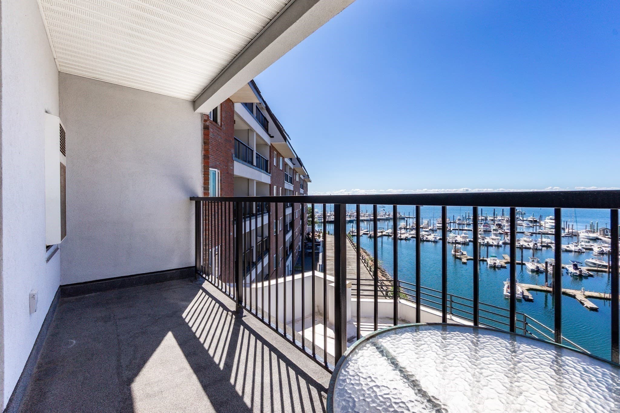 Condominium at 150 Lynnway # 402, Lynn MA 01902, Lynn, photo 18 of 41