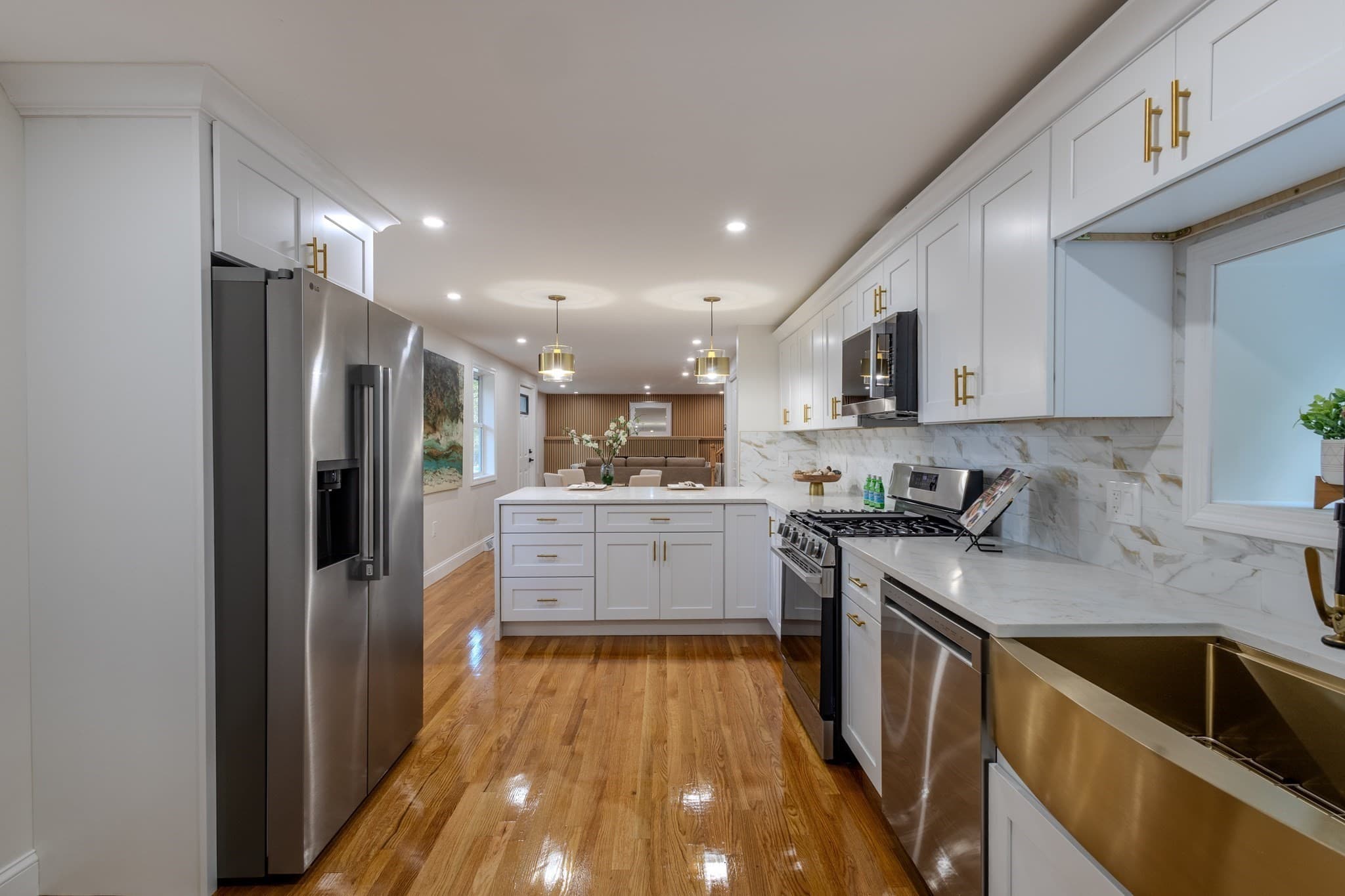 Single Family Residence at 308 Laurel St, Bridgewater MA 02324, Bridgewater, photo 8 of 42