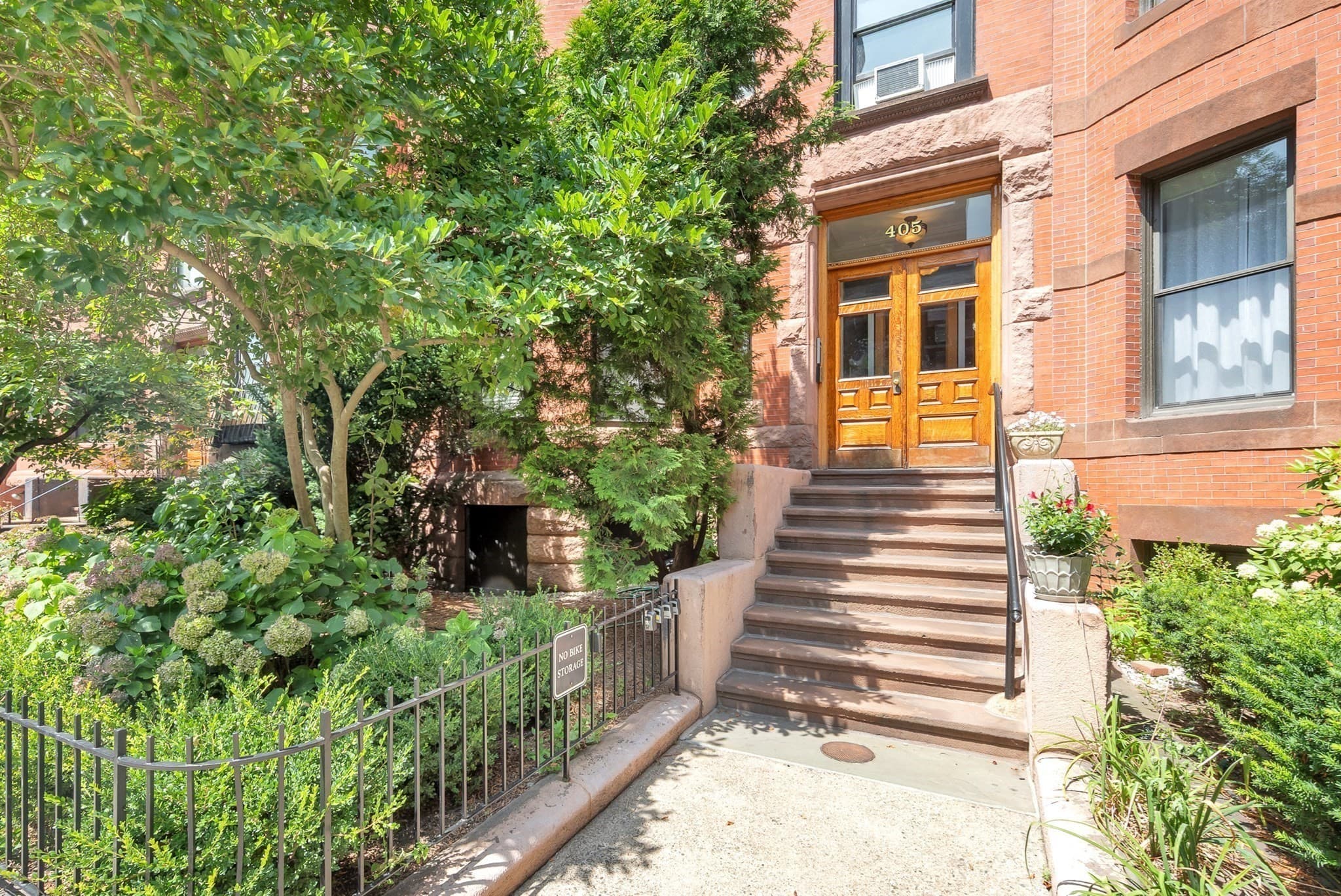 Condominium at 405 Marlborough St # 31, Boston MA 02115, photo 4 of 24