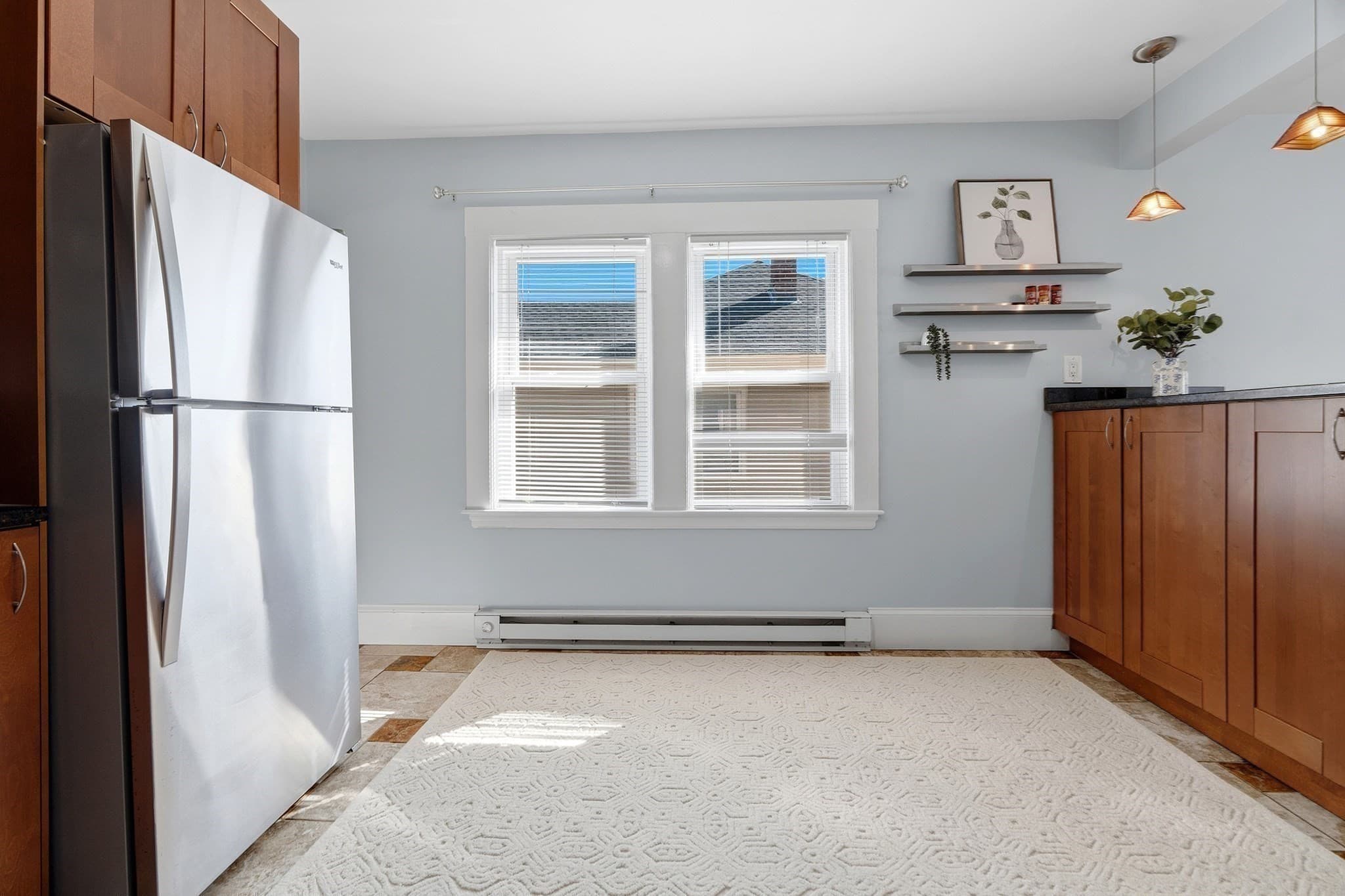 Condominium at 73 Highland St # 4, Waltham MA 02453, Waltham, photo 9 of 21
