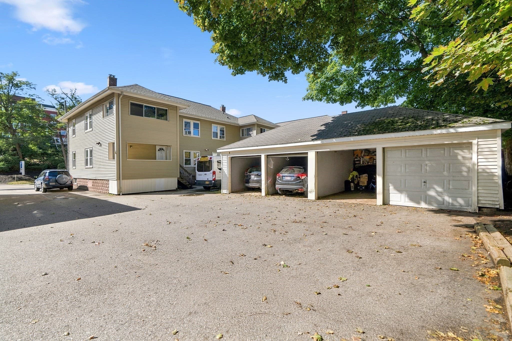 Condominium at 73 Highland St # 4, Waltham MA 02453, Waltham, photo 15 of 21