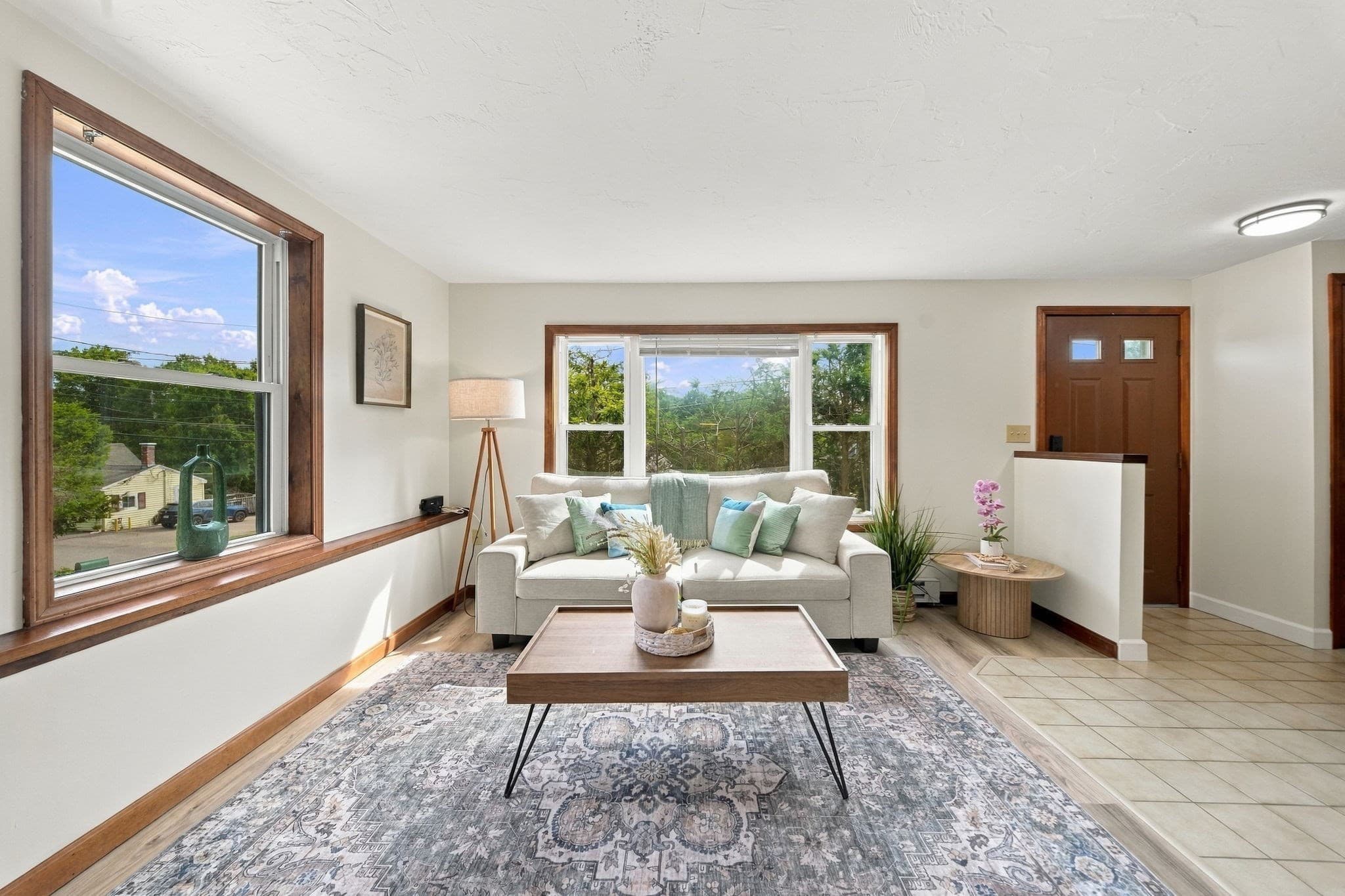 Condominium at 39 Mountain St # 39, Woburn MA 01801, Woburn, photo 6 of 37