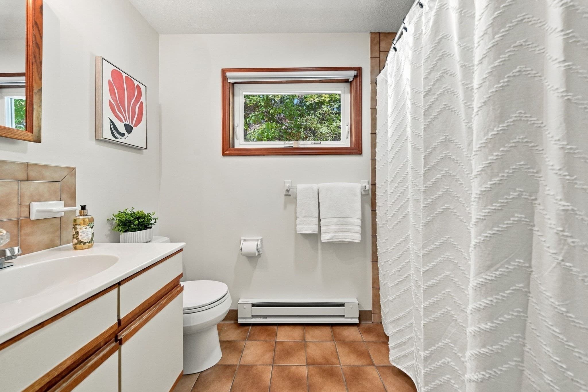 Condominium at 39 Mountain St # 39, Woburn MA 01801, Woburn, photo 26 of 37