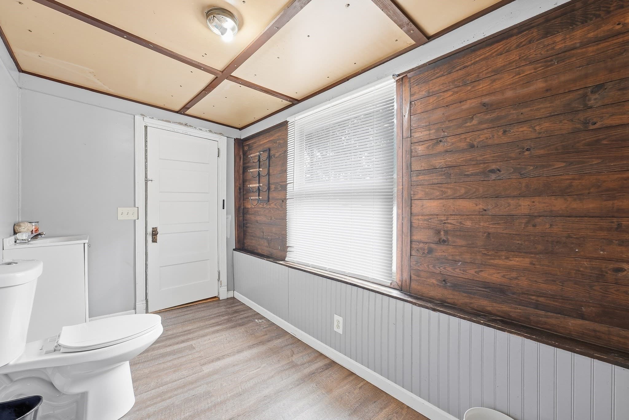 Single Family Residence at 11 Garrity St, Chicopee MA 01020, Chicopee, photo 20 of 34