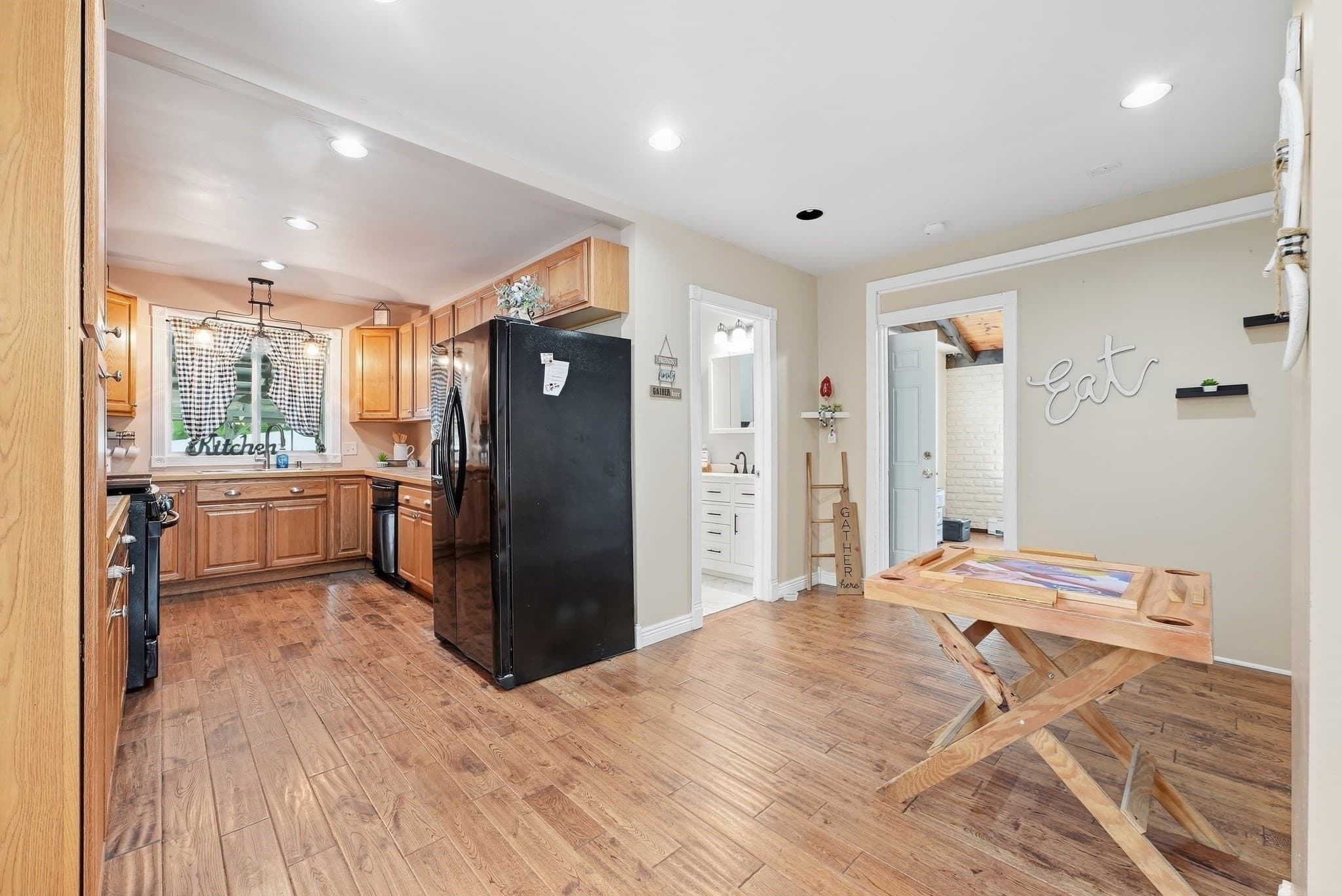 Single Family Residence at 11 Garrity St, Chicopee MA 01020, Chicopee, photo 11 of 34