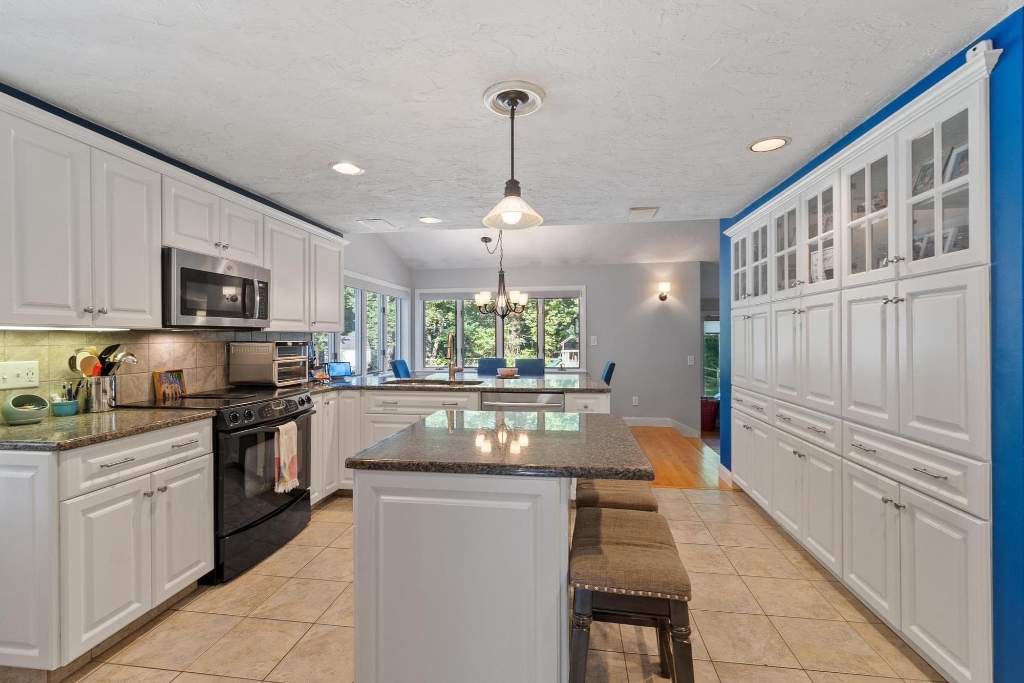 Single Family Residence at 23 Greenwood Road, Andover MA 01810, Andover, photo 12 of 40