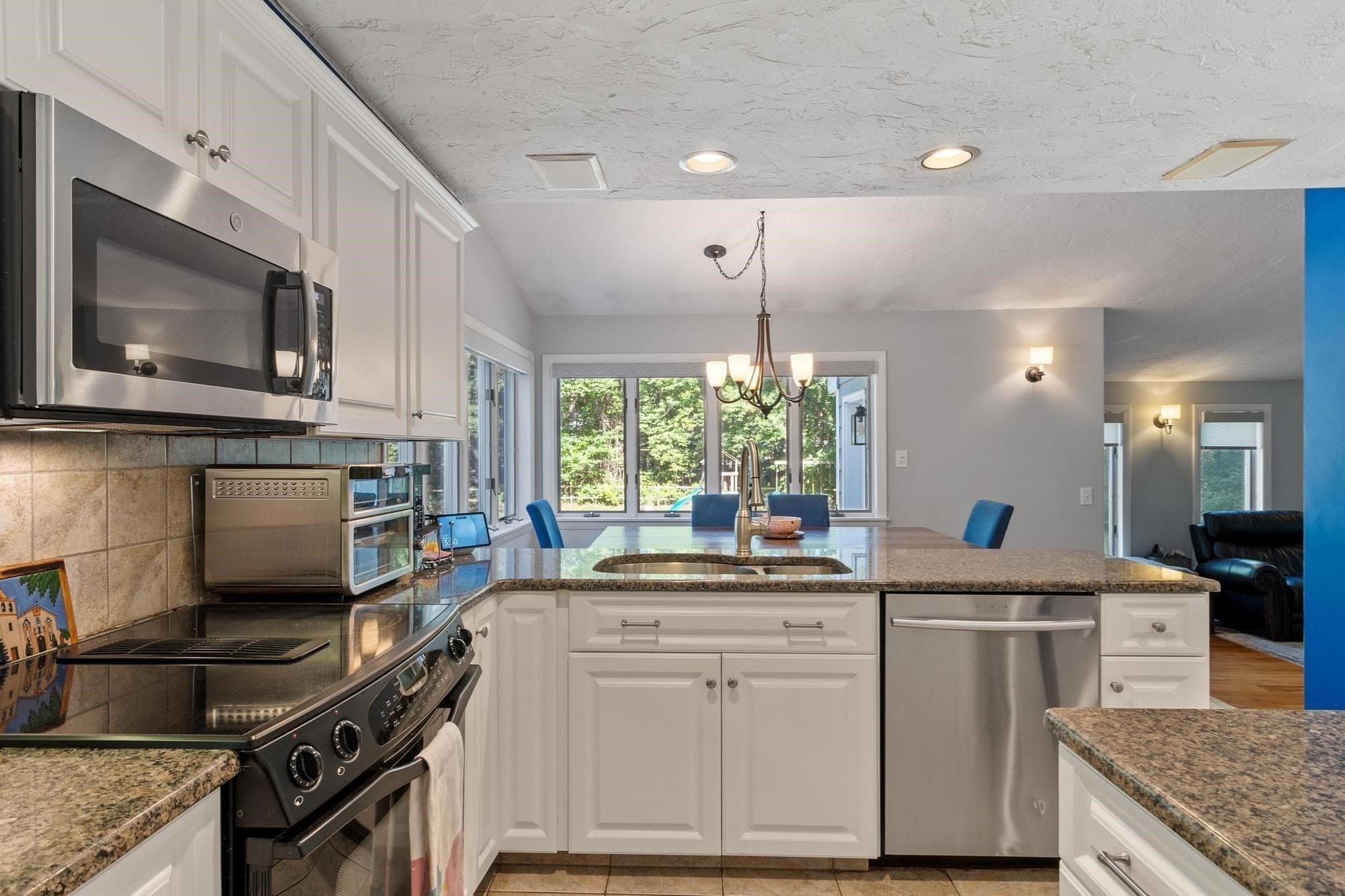 Single Family Residence at 23 Greenwood Road, Andover MA 01810, Andover, photo 11 of 40