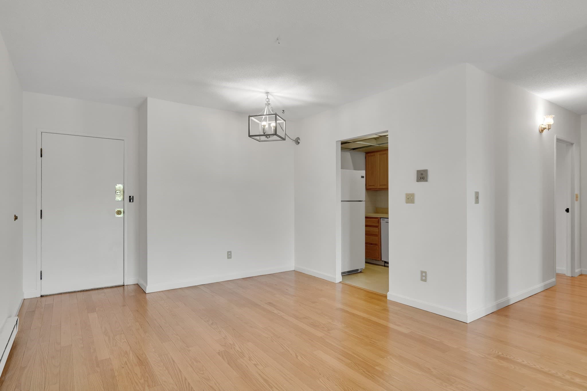 Condominium at 2353 Massachusetts # 31, Cambridge MA 02140, Cambridge, photo 2 of 28