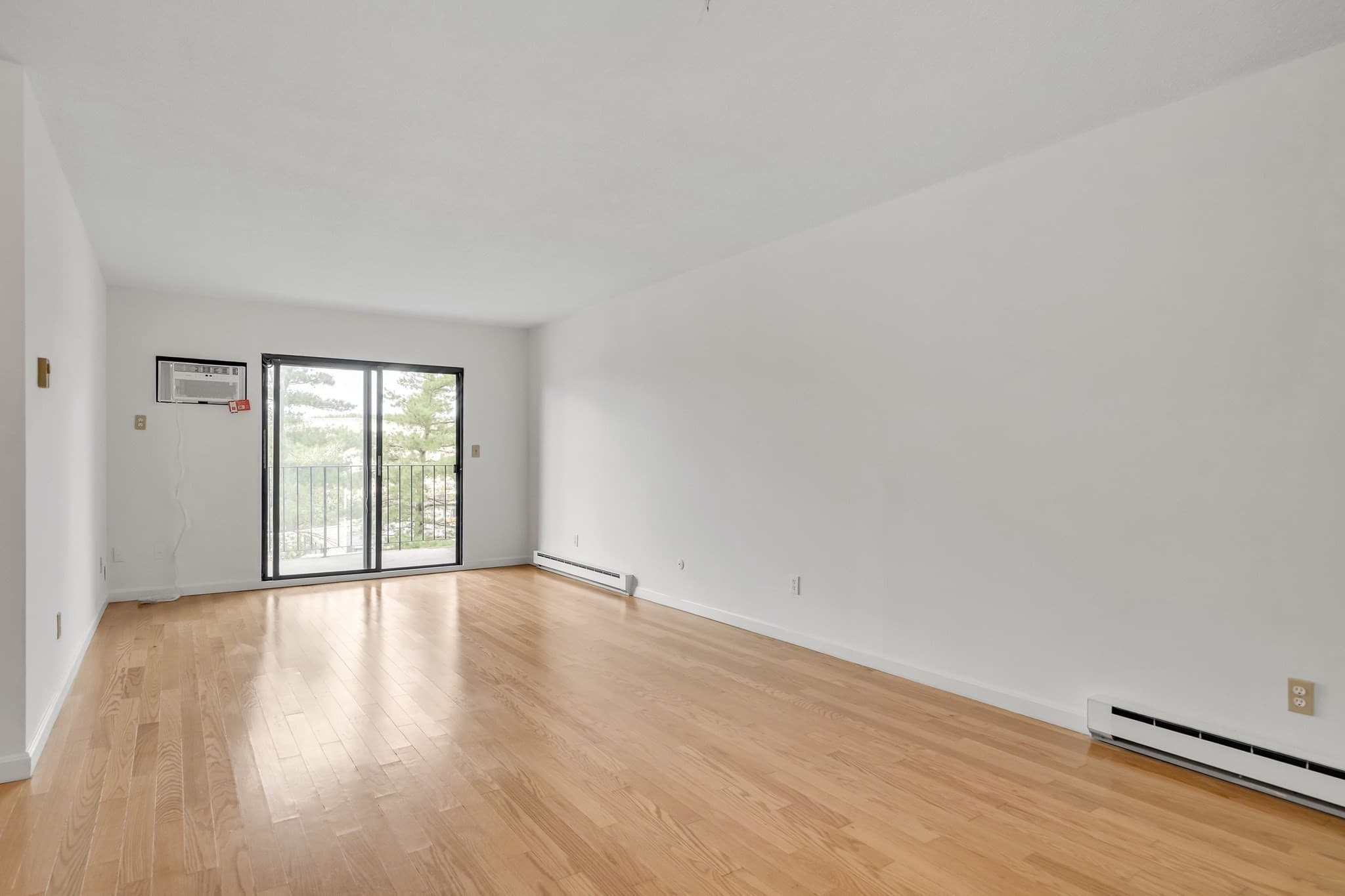 Condominium at 2353 Massachusetts # 31, Cambridge MA 02140, Cambridge, photo 16 of 28