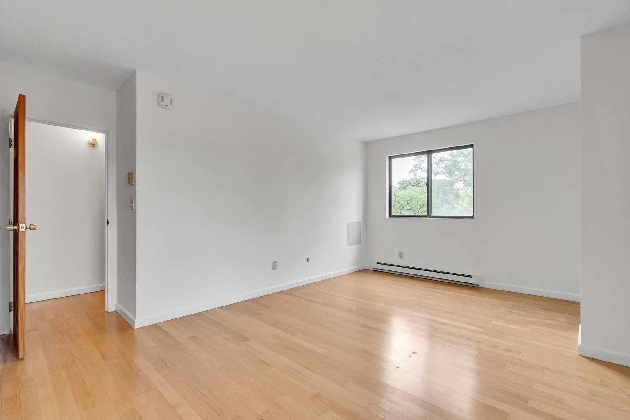 Condominium at 2353 Massachusetts # 31, Cambridge MA 02140, Cambridge, photo 5 of 28