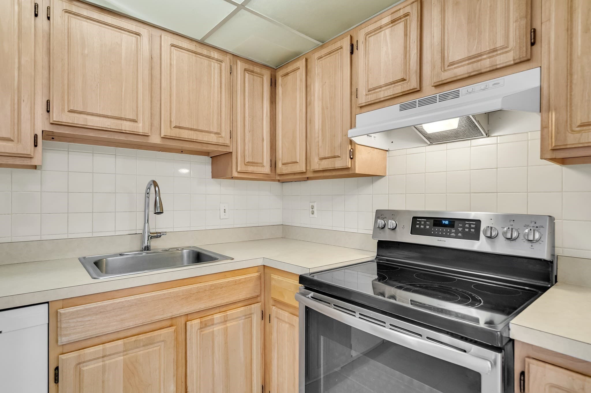 Condominium at 2353 Massachusetts # 31, Cambridge MA 02140, Cambridge, photo 11 of 28