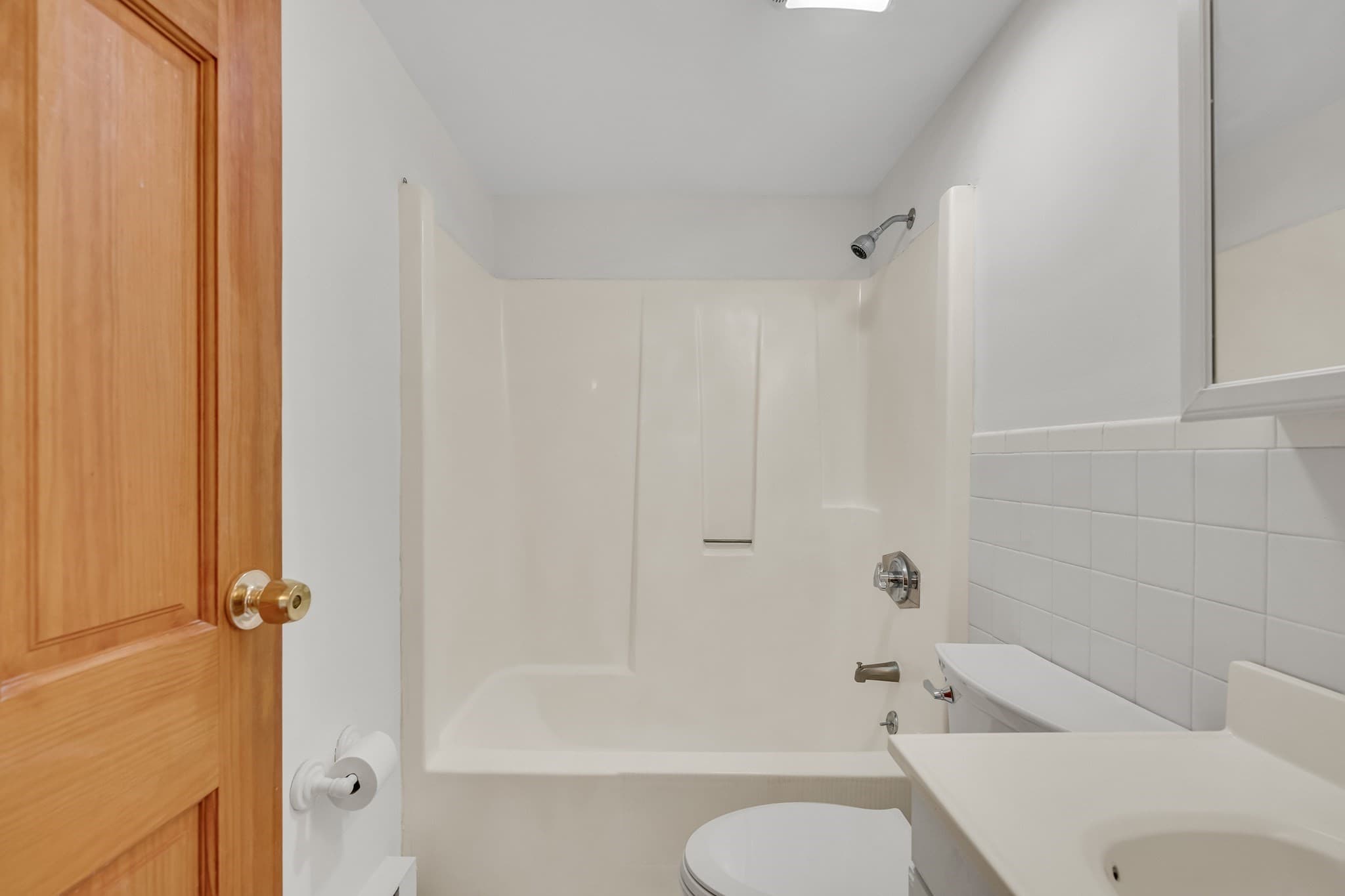 Condominium at 2353 Massachusetts # 31, Cambridge MA 02140, Cambridge, photo 21 of 28