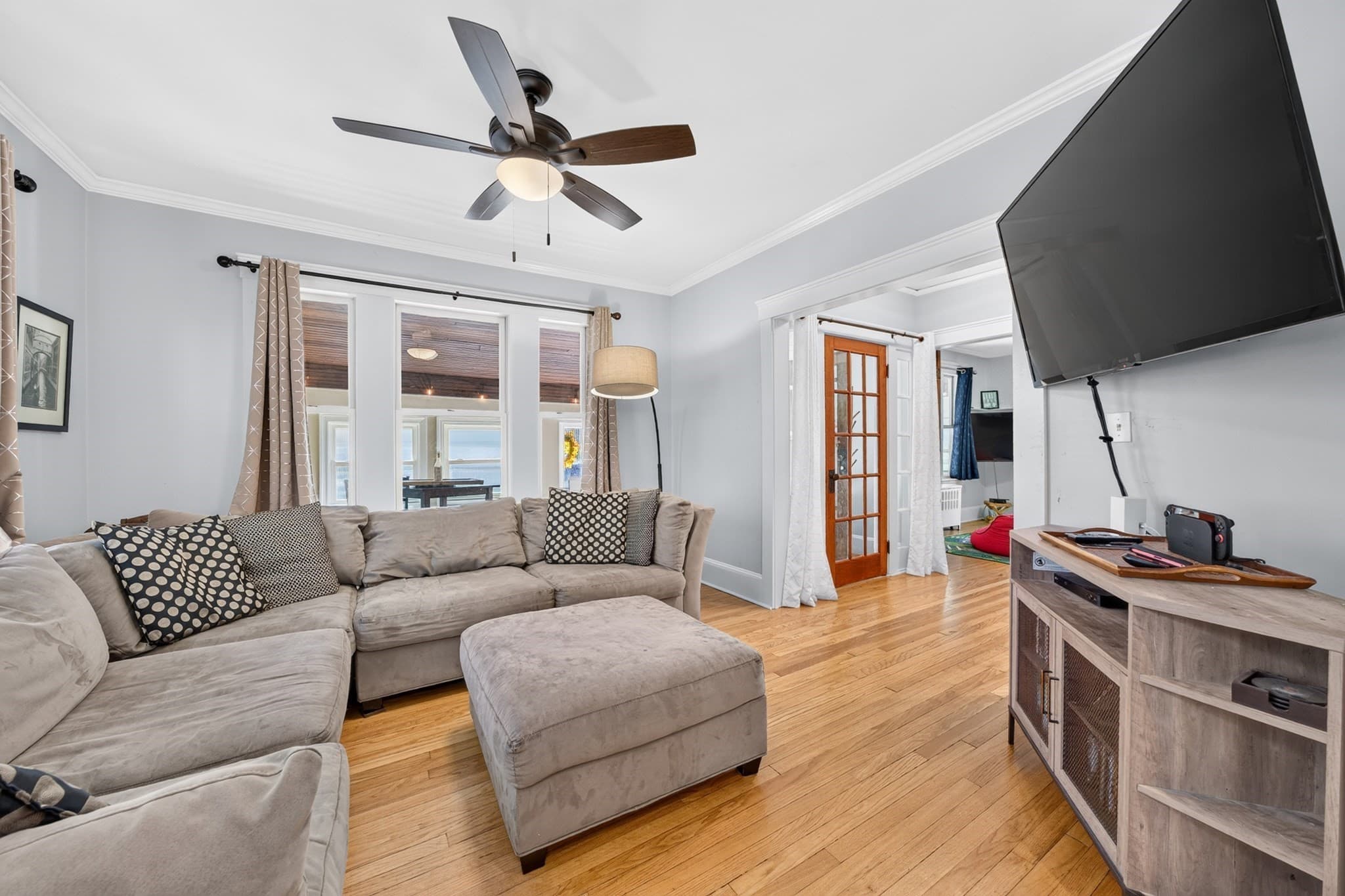 Single Family Residence at 33 Union St, North Andover MA 01845, North Andover, photo 6 of 39