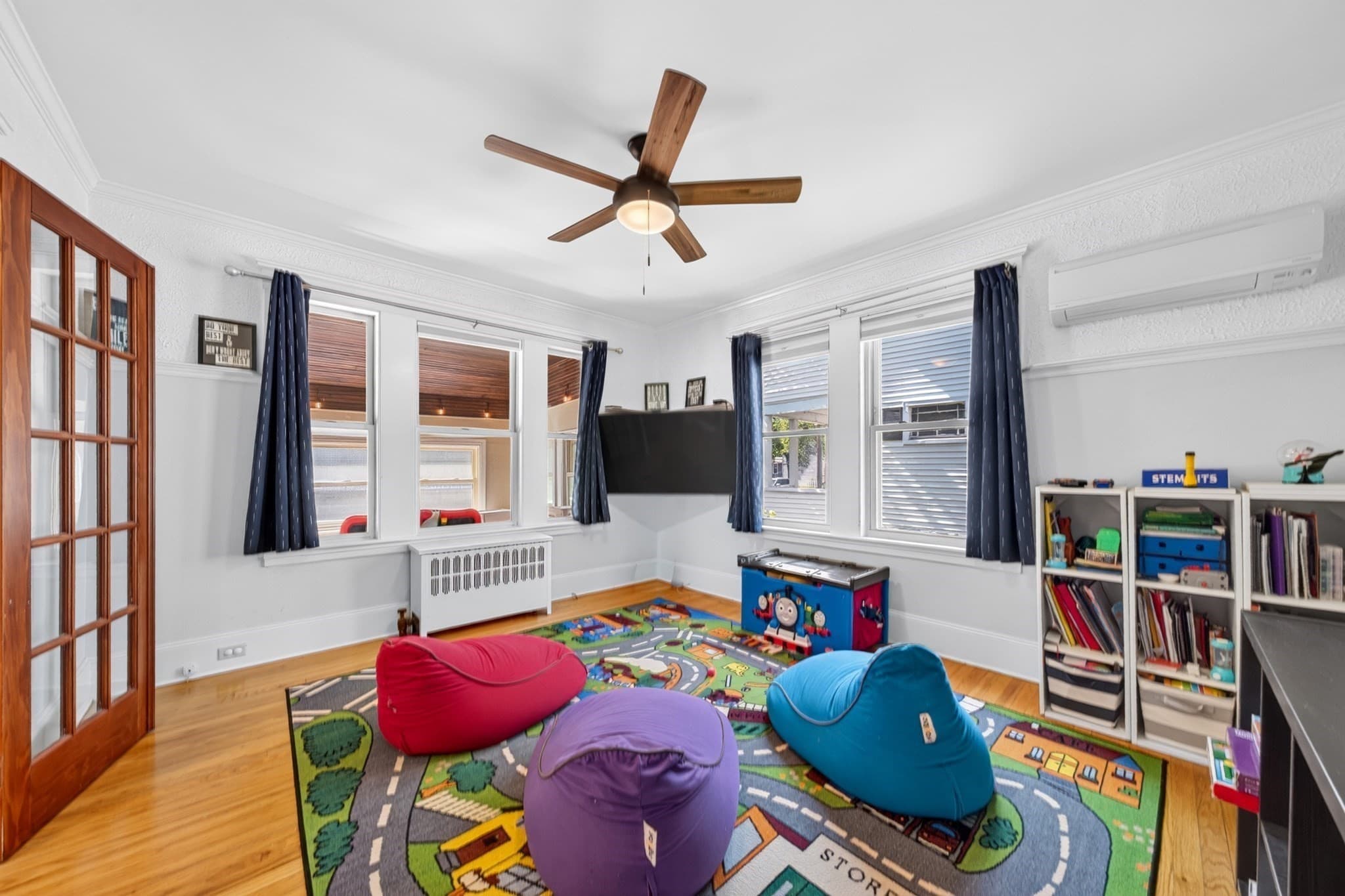 Single Family Residence at 33 Union St, North Andover MA 01845, North Andover, photo 13 of 39