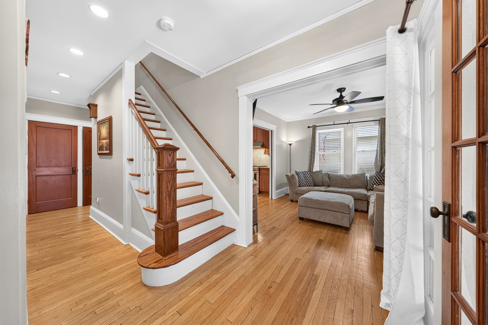 Single Family Residence at 33 Union St, North Andover MA 01845, North Andover, photo 4 of 39