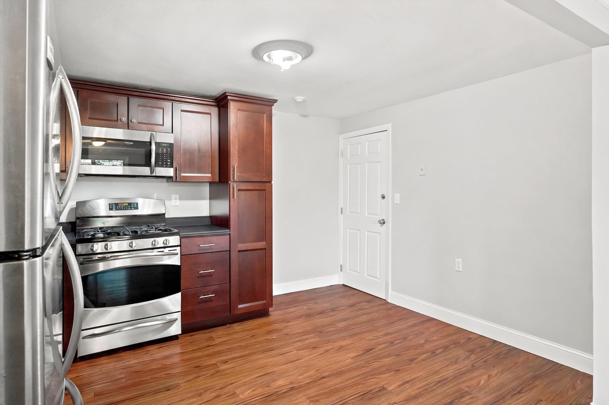 Condominium at 13 Cross Street # 11, Chelmsford MA 01863, Chelmsford, photo 6 of 29