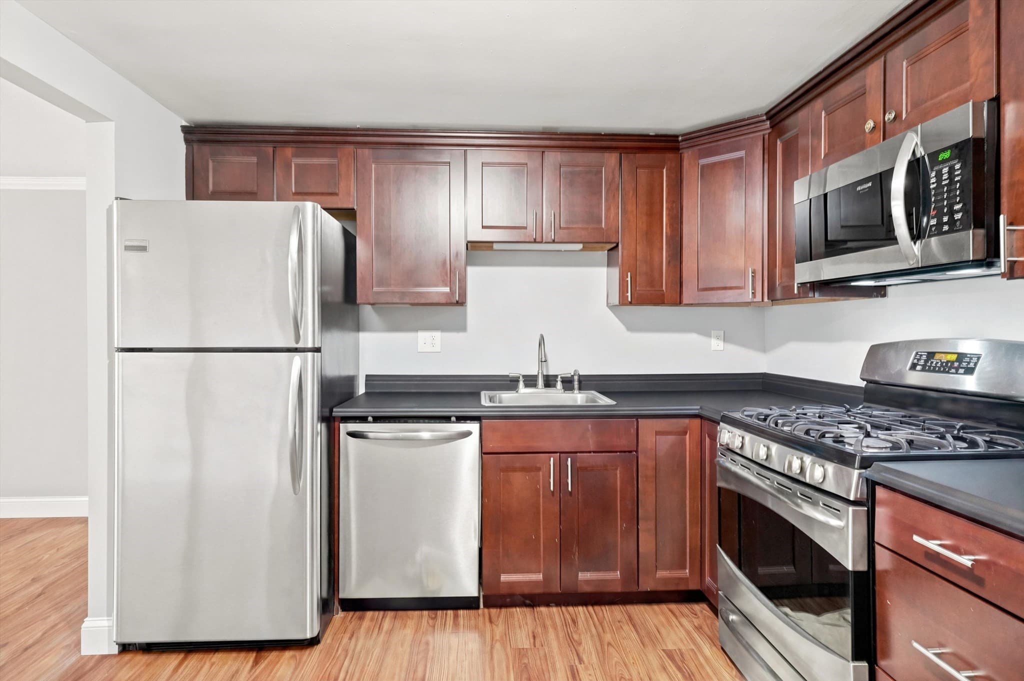 Condominium at 13 Cross Street # 11, Chelmsford MA 01863, Chelmsford, photo 5 of 29