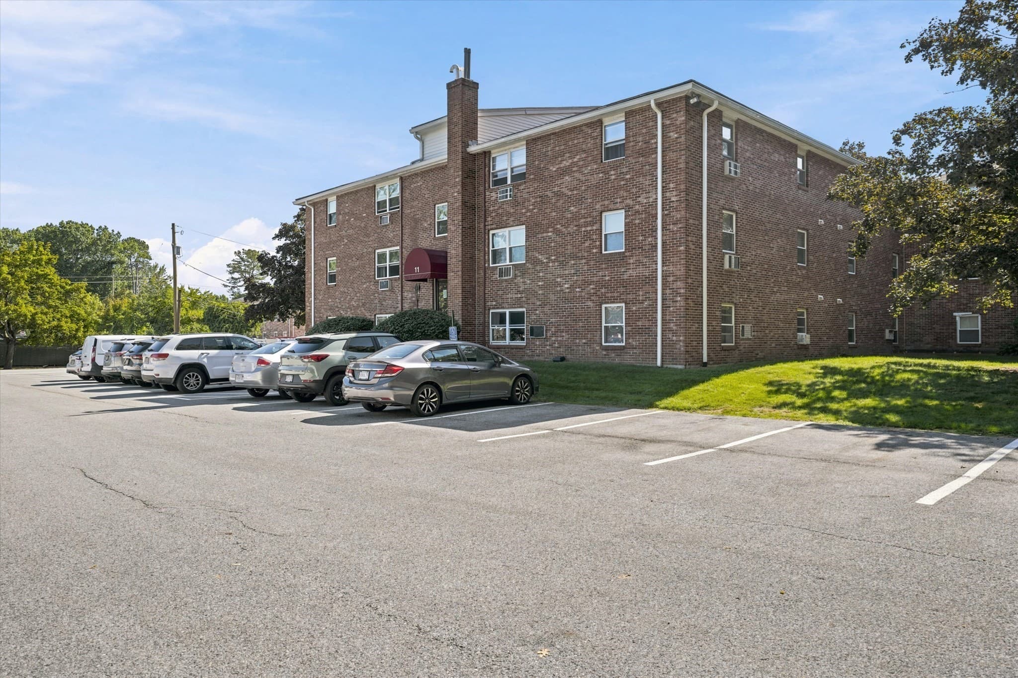 Condominium at 13 Cross Street # 11, Chelmsford MA 01863, Chelmsford, photo 20 of 29