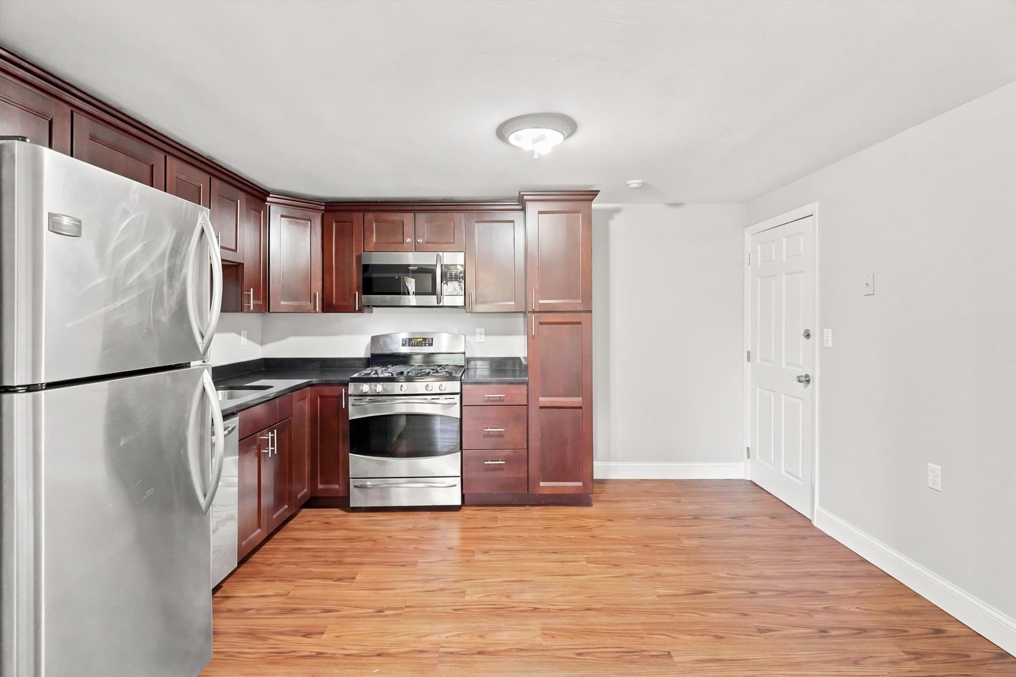 Condominium at 13 Cross Street # 11, Chelmsford MA 01863, Chelmsford, photo 4 of 29