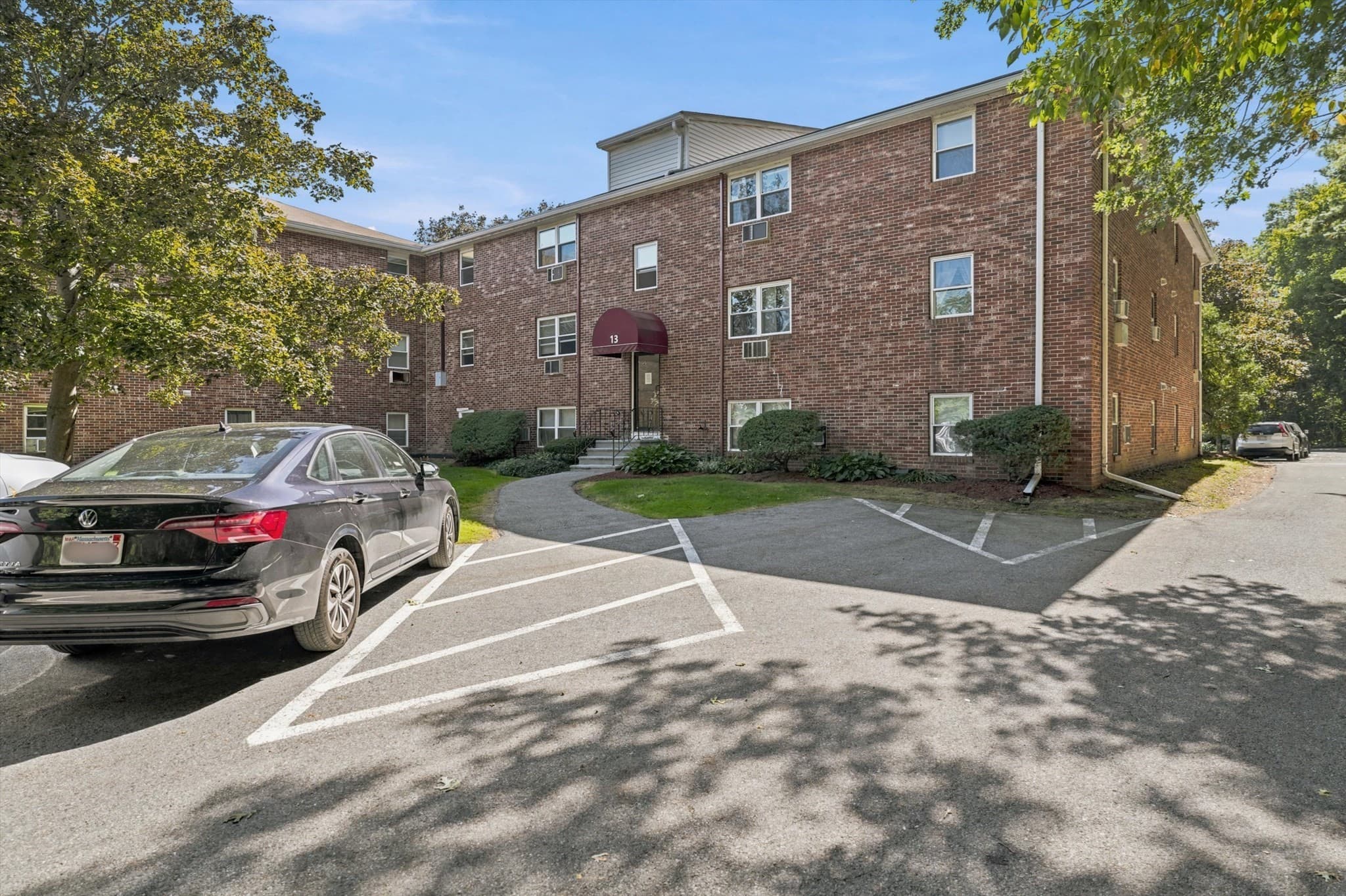 Condominium at 13 Cross Street # 11, Chelmsford MA 01863, Chelmsford, photo 21 of 29