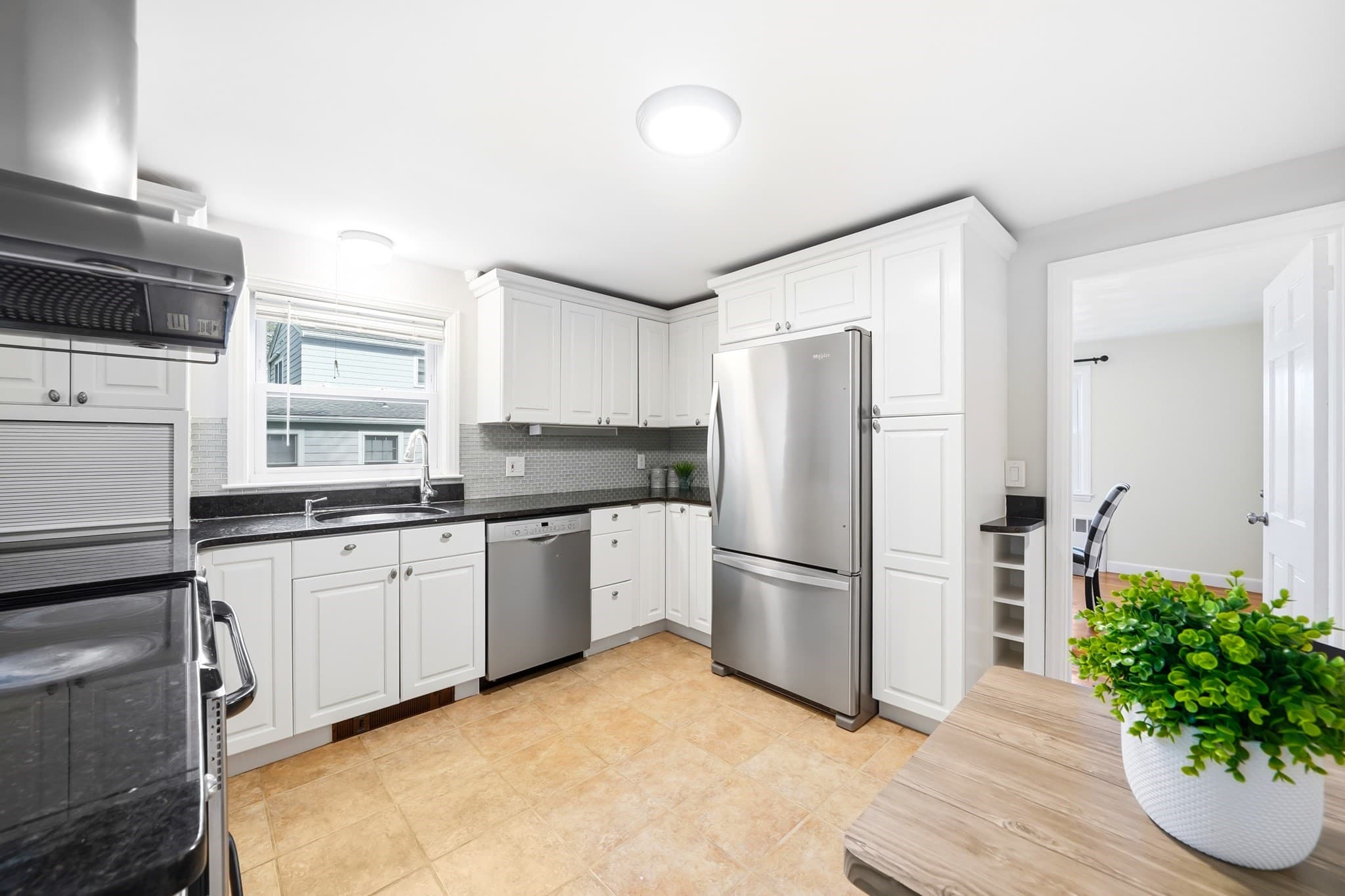 Single Family Residence at 6 Brookside Ave, Lexington MA 02421, Lexington, photo 13 of 42