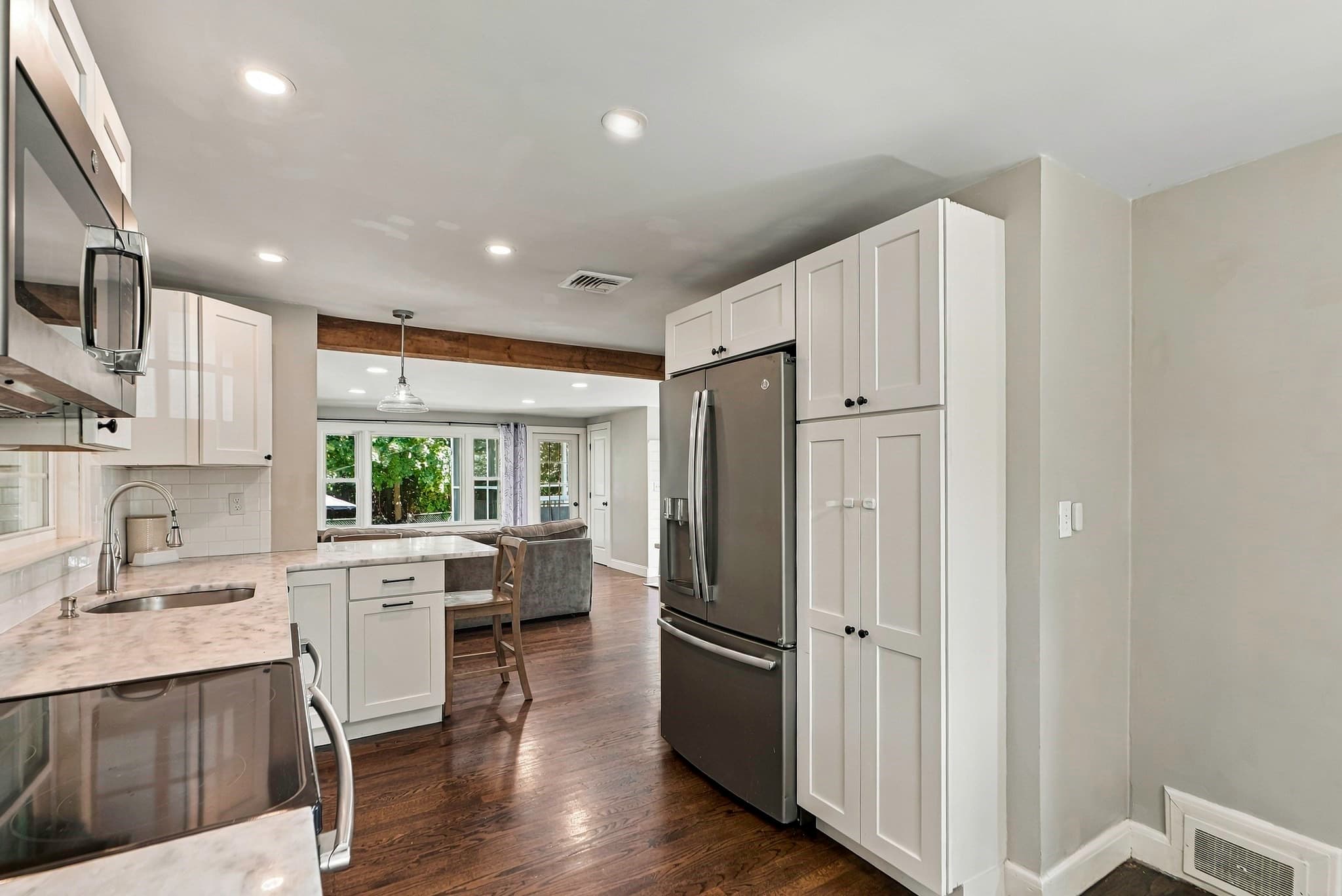 Single Family Residence at 34 Audrea Rd, Framingham MA 01701, Framingham, photo 9 of 40