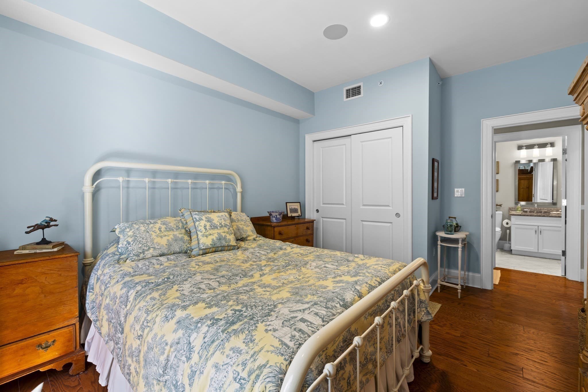 Condominium at 616 E Fourth Street # 303, Boston MA 02127, photo 17 of 34