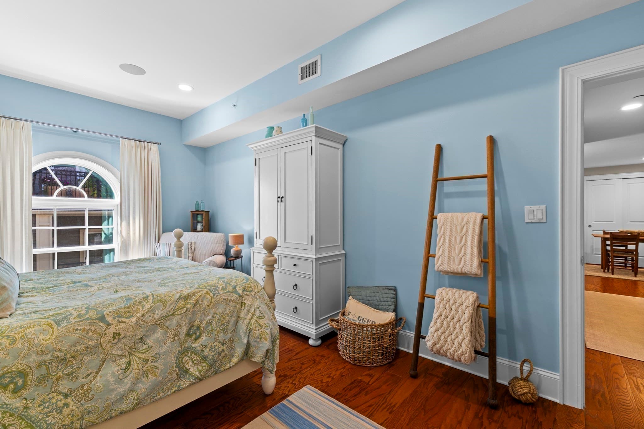 Condominium at 616 E Fourth Street # 303, Boston MA 02127, photo 21 of 34