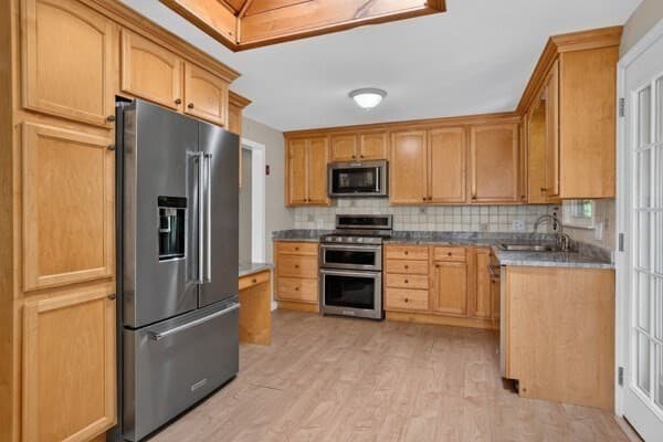 Single Family Residence at 35 Jerrold Street, Holliston MA 01746, Holliston, photo 4 of 25