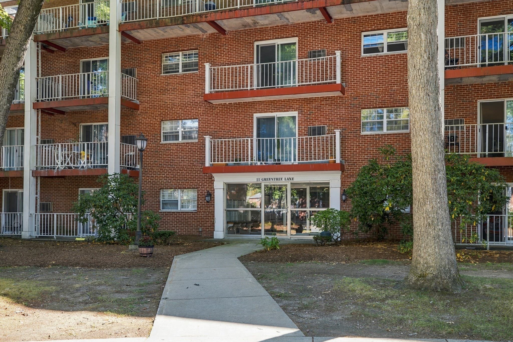 Condominium at 55 Greentree Lane # 49, Weymouth MA 02190, Weymouth, photo 2 of 26