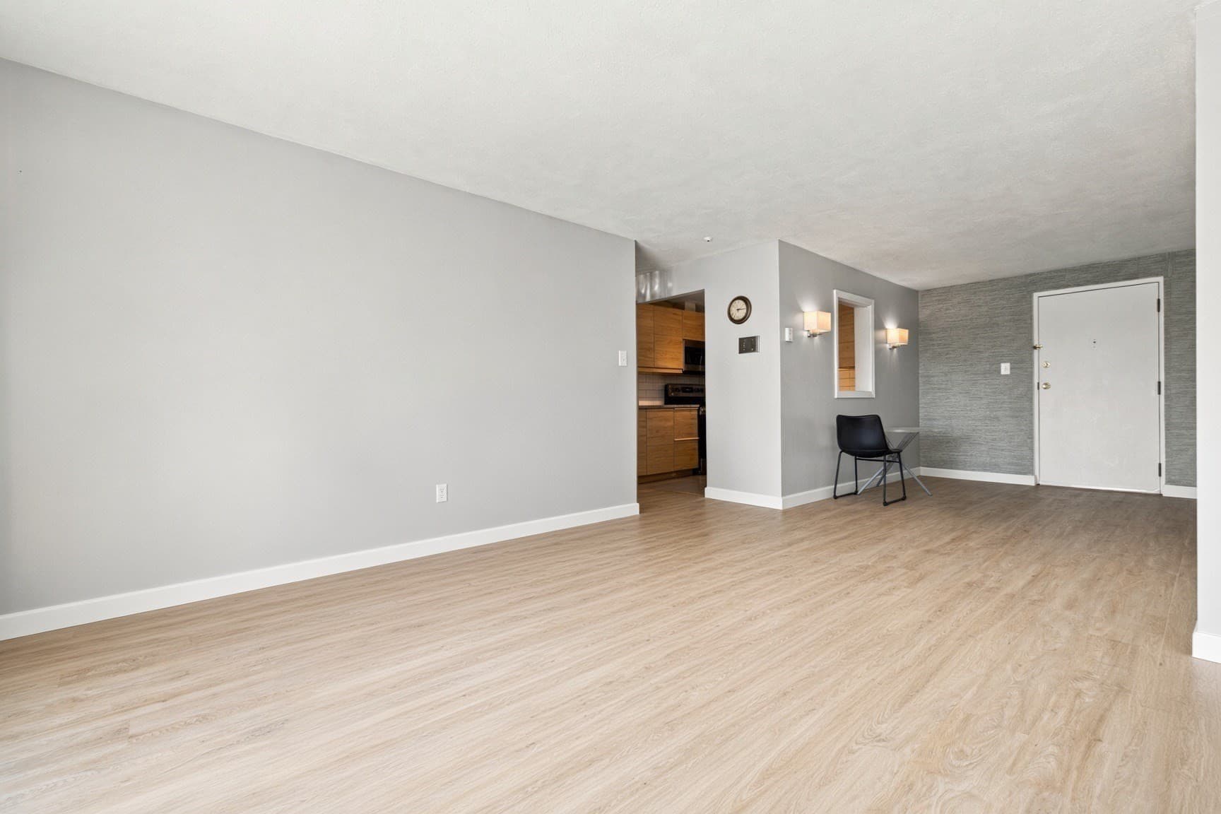 Condominium at 55 Greentree Lane # 49, Weymouth MA 02190, Weymouth, photo 6 of 26