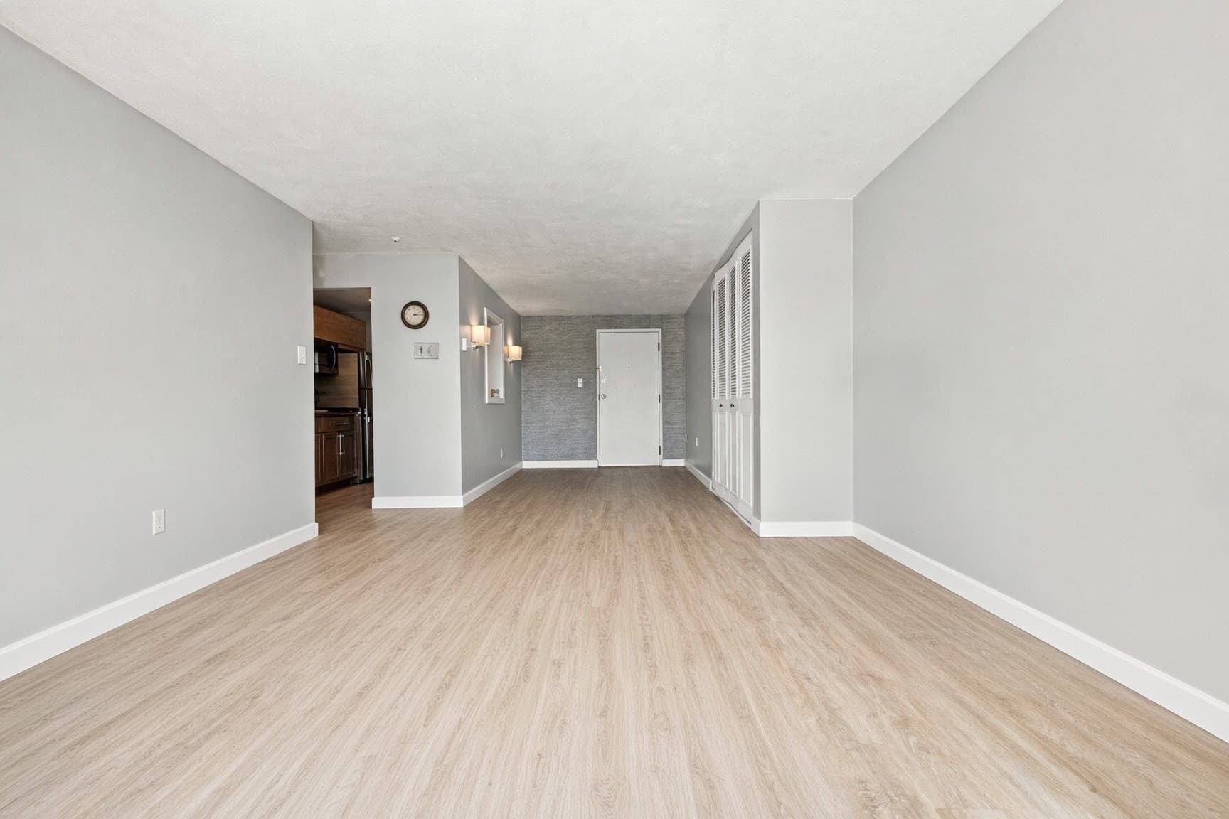 Condominium at 55 Greentree Lane # 49, Weymouth MA 02190, Weymouth, photo 7 of 26