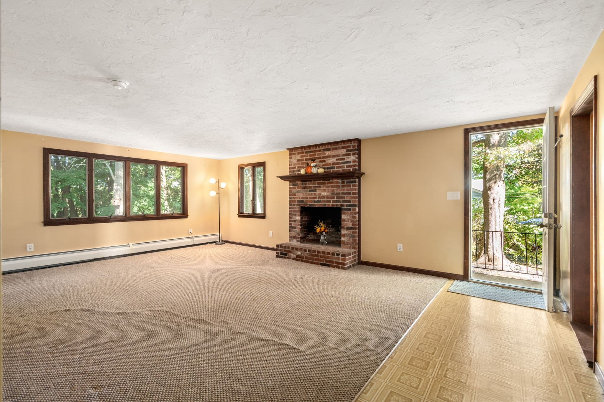 Single Family Residence at 32 Elm Street, Hudson MA 01749, Hudson, photo 12 of 42